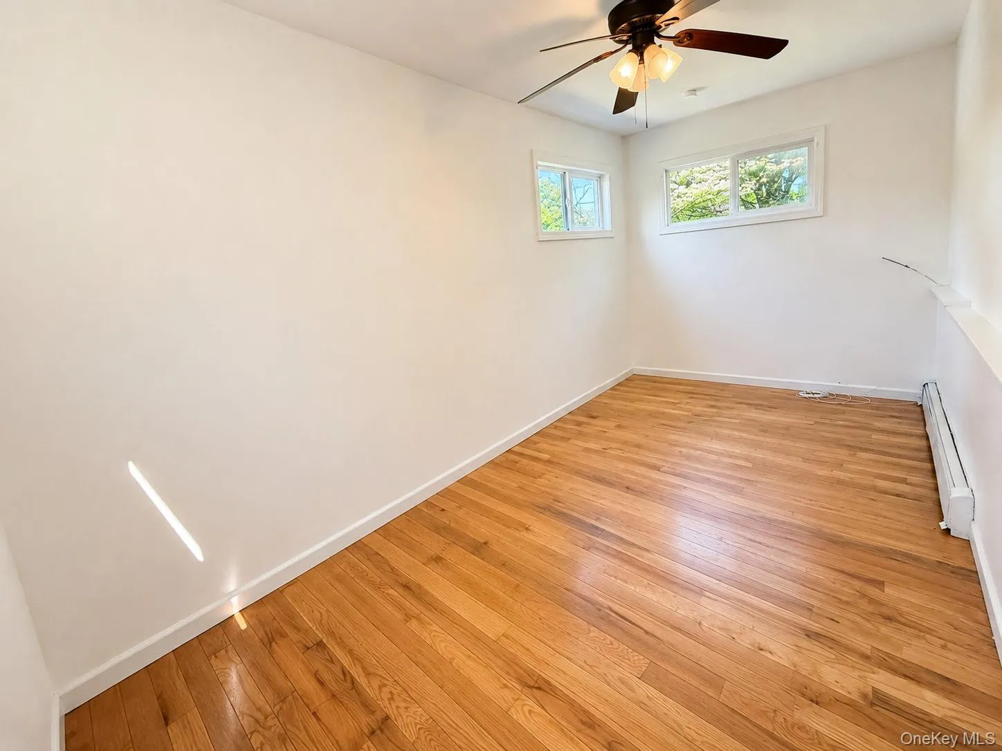 52 Hoffman Lane, Islip, NY, 3 Bedrooms Bedrooms, 7 Rooms Rooms,1 BathroomBathrooms,Residential Lease,For Rent,Hoffman,0,998806 52 Hoffman Lane, Islip, NY, 3 Bedrooms Bedrooms, 7 Rooms Rooms,1 BathroomBathrooms,Residential Lease,For Rent,Hoffman,0,998806