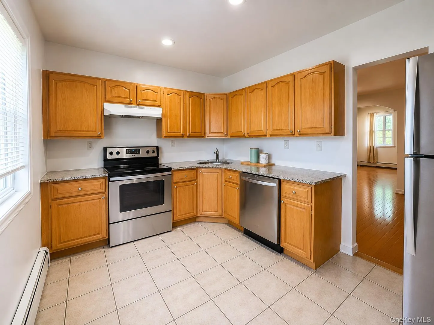 52 Hoffman Lane, Islip, NY, 3 Bedrooms Bedrooms, 7 Rooms Rooms,1 BathroomBathrooms,Residential Lease,For Rent,Hoffman,0,998806 52 Hoffman Lane, Islip, NY, 3 Bedrooms Bedrooms, 7 Rooms Rooms,1 BathroomBathrooms,Residential Lease,For Rent,Hoffman,0,998806
