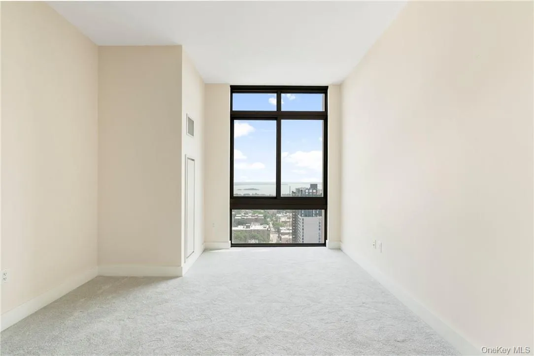 175 Huguenot St, New Rochelle, NY, 3 Bedrooms Bedrooms, 9 Rooms Rooms,3 BathroomsBathrooms,Residential,For Rent,St,0,KEY998810 175 Huguenot St, New Rochelle, NY, 3 Bedrooms Bedrooms, 9 Rooms Rooms,3 BathroomsBathrooms,Residential,For Rent,St,0,KEY998810