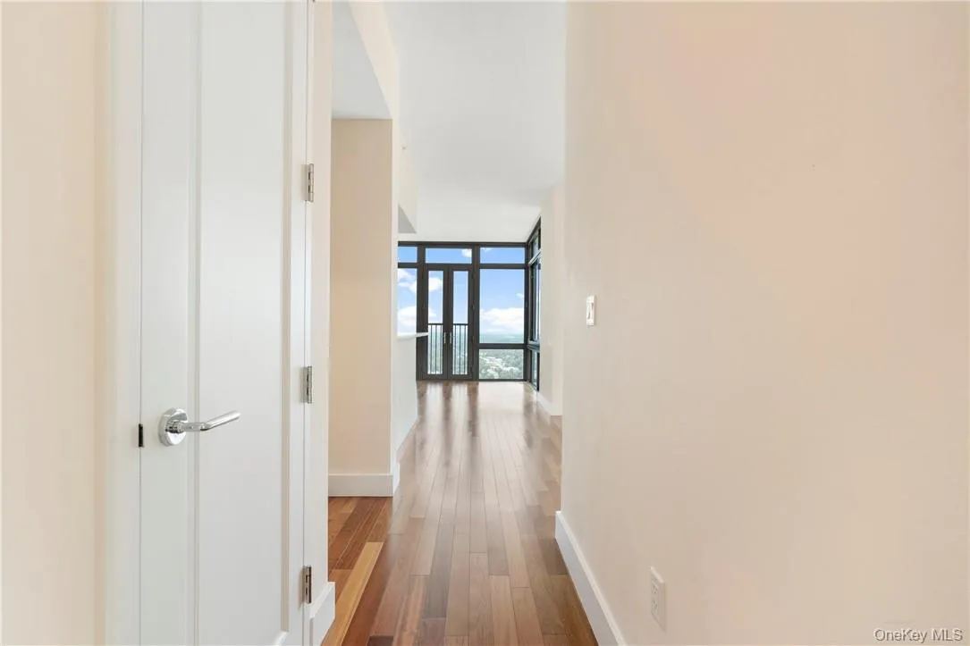 175 Huguenot St, New Rochelle, NY, 3 Bedrooms Bedrooms, 9 Rooms Rooms,3 BathroomsBathrooms,Residential,For Rent,St,0,KEY998810 175 Huguenot St, New Rochelle, NY, 3 Bedrooms Bedrooms, 9 Rooms Rooms,3 BathroomsBathrooms,Residential,For Rent,St,0,KEY998810