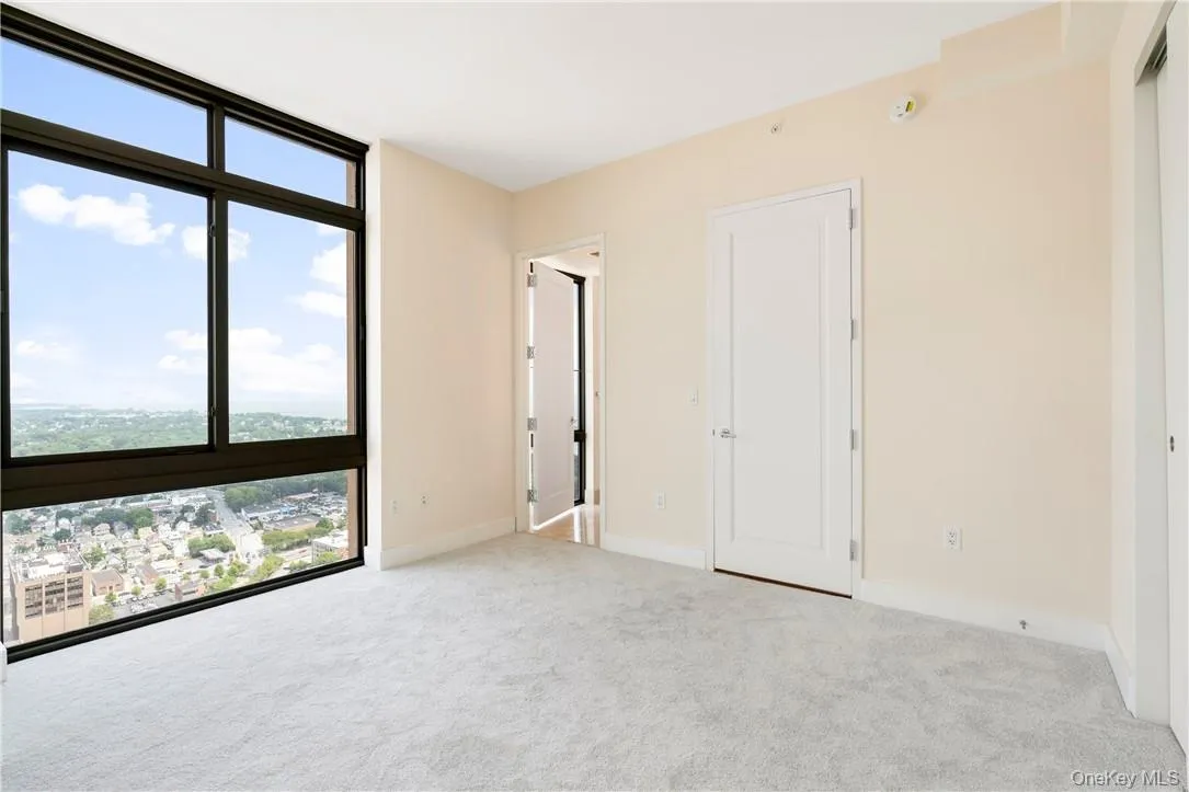 175 Huguenot St, New Rochelle, NY, 3 Bedrooms Bedrooms, 9 Rooms Rooms,3 BathroomsBathrooms,Residential,For Rent,St,0,KEY998810 175 Huguenot St, New Rochelle, NY, 3 Bedrooms Bedrooms, 9 Rooms Rooms,3 BathroomsBathrooms,Residential,For Rent,St,0,KEY998810