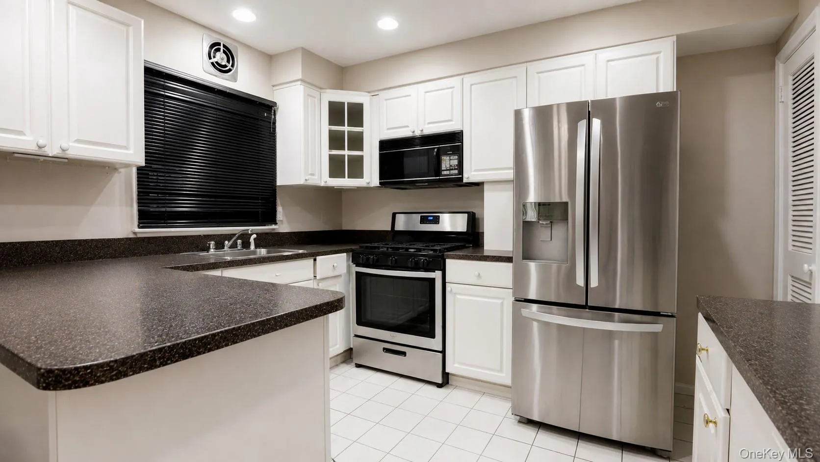 4626 217th Street, New York, NY, 3 Bedrooms Bedrooms, 9 Rooms Rooms,2 BathroomsBathrooms,Residential,For Rent,217th,0,998820 4626 217th Street, New York, NY, 3 Bedrooms Bedrooms, 9 Rooms Rooms,2 BathroomsBathrooms,Residential,For Rent,217th,0,998820