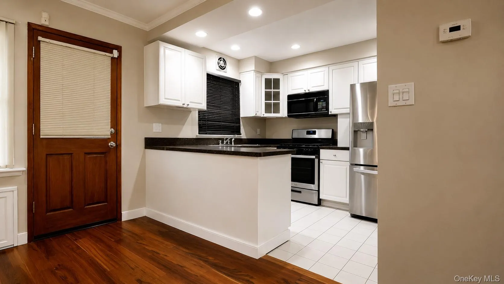 4626 217th Street, New York, NY, 3 Bedrooms Bedrooms, 9 Rooms Rooms,2 BathroomsBathrooms,Residential,For Rent,217th,0,998820 4626 217th Street, New York, NY, 3 Bedrooms Bedrooms, 9 Rooms Rooms,2 BathroomsBathrooms,Residential,For Rent,217th,0,998820