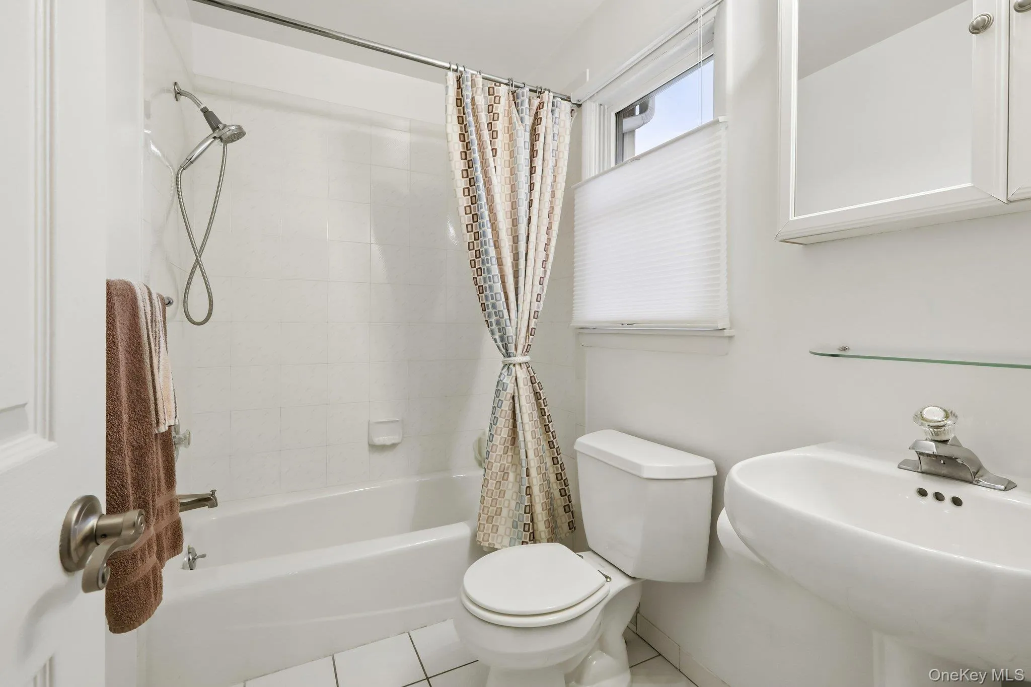 164-2 Route 303, Clarkstown, NY, 3 Bedrooms Bedrooms, 8 Rooms Rooms,2 BathroomsBathrooms,Residential Sale,For Rent,Route 303,0,998823 164-2 Route 303, Clarkstown, NY, 3 Bedrooms Bedrooms, 8 Rooms Rooms,2 BathroomsBathrooms,Residential Sale,For Rent,Route 303,0,998823