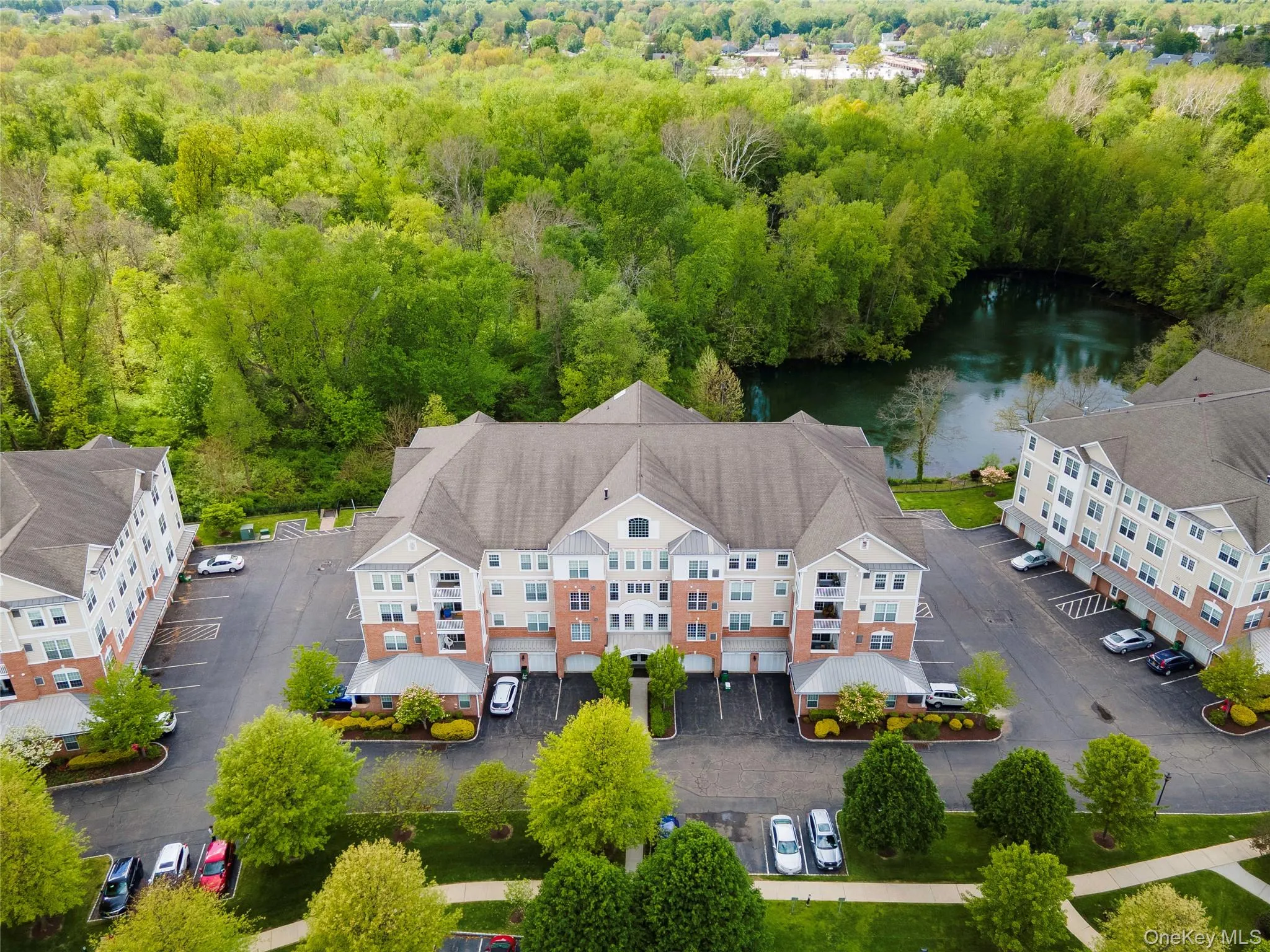 326 Regency Drive, Fishkill, NY, 1 Bedroom Bedrooms, 5 Rooms Rooms,2 BathroomsBathrooms,Residential Sale,For Rent,Regency,0,998824 326 Regency Drive, Fishkill, NY, 1 Bedroom Bedrooms, 5 Rooms Rooms,2 BathroomsBathrooms,Residential Sale,For Rent,Regency,0,998824