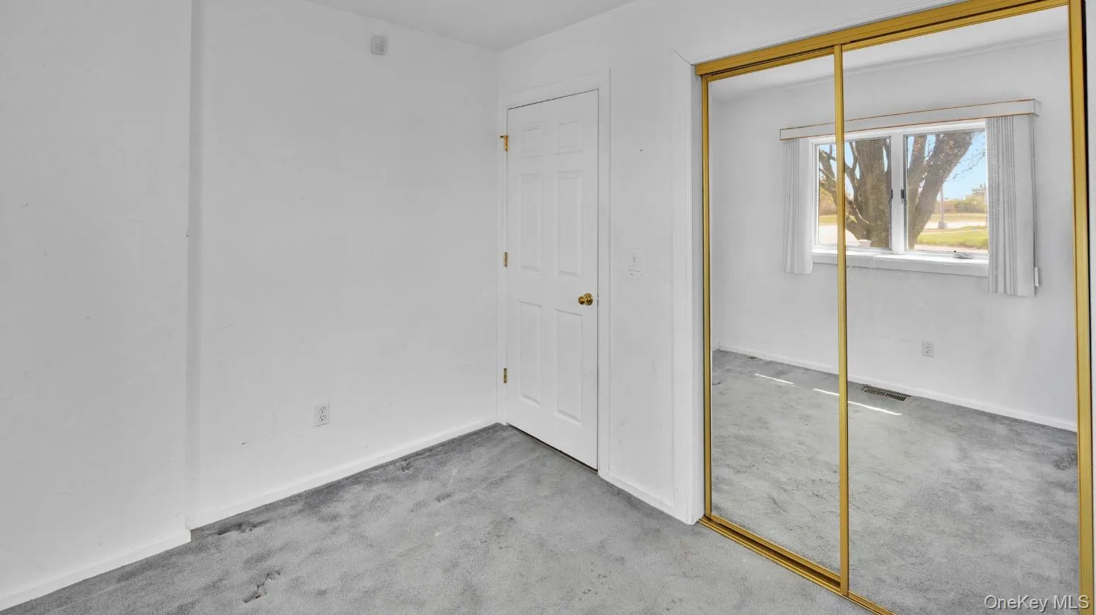 55 William Floyd Parkway, Brookhaven, NY, 4 Bedrooms Bedrooms, 10 Rooms Rooms,2 BathroomsBathrooms,Residential,For Rent,William Floyd,0,998830 55 William Floyd Parkway, Brookhaven, NY, 4 Bedrooms Bedrooms, 10 Rooms Rooms,2 BathroomsBathrooms,Residential,For Rent,William Floyd,0,998830
