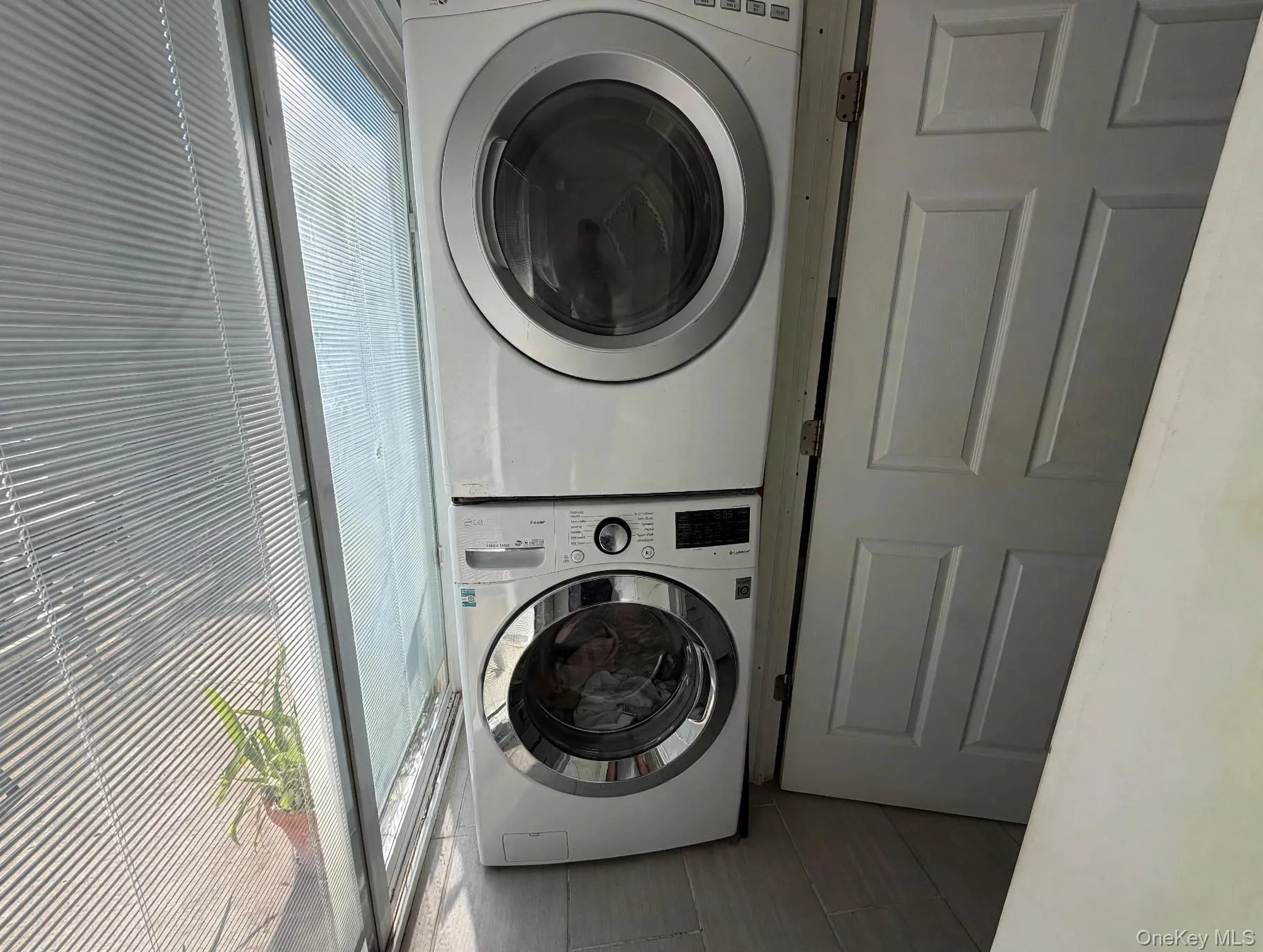 3 Wayne Avenue, Haverstraw, NY, 3 Bedrooms Bedrooms, 6 Rooms Rooms,2 BathroomsBathrooms,Residential,For Rent,Wayne,0,998834 3 Wayne Avenue, Haverstraw, NY, 3 Bedrooms Bedrooms, 6 Rooms Rooms,2 BathroomsBathrooms,Residential,For Rent,Wayne,0,998834