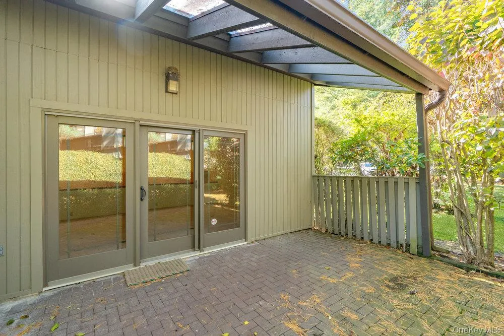 118 Estate Drive, Oyster Bay, NY, 3 Bedrooms Bedrooms, 5 Rooms Rooms,2 BathroomsBathrooms,Residential Sale,For Rent,Estate,0,998835 118 Estate Drive, Oyster Bay, NY, 3 Bedrooms Bedrooms, 5 Rooms Rooms,2 BathroomsBathrooms,Residential Sale,For Rent,Estate,0,998835