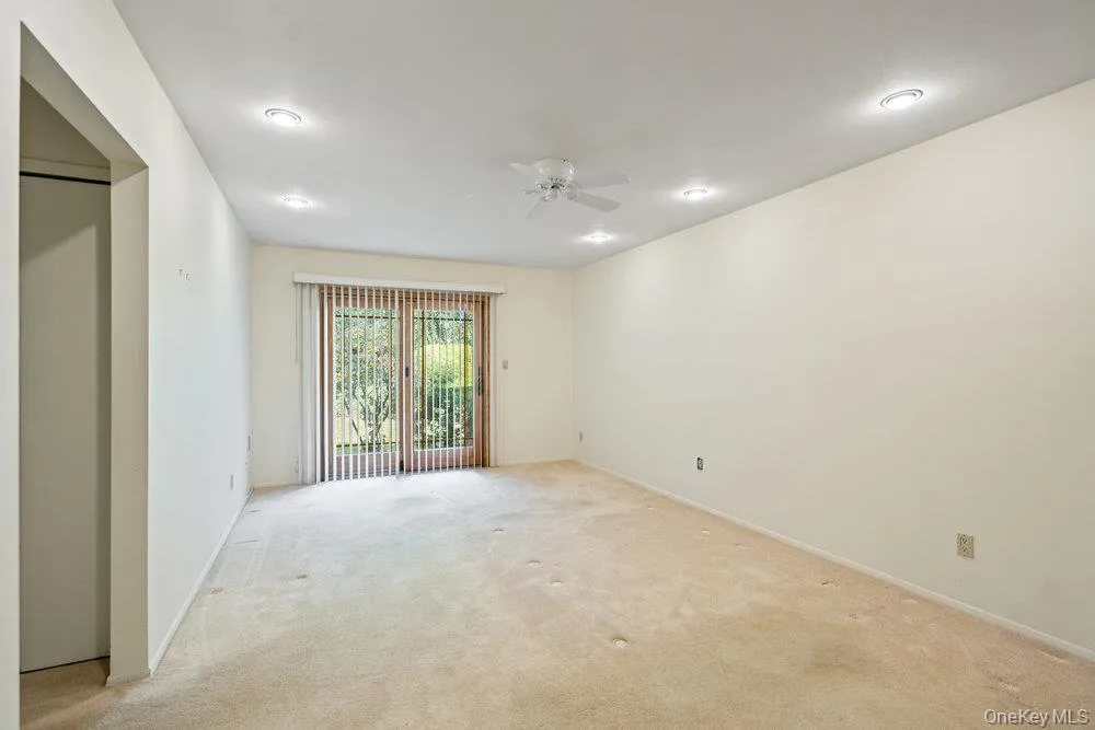 118 Estate Drive, Oyster Bay, NY, 3 Bedrooms Bedrooms, 5 Rooms Rooms,2 BathroomsBathrooms,Residential Sale,For Rent,Estate,0,998835 118 Estate Drive, Oyster Bay, NY, 3 Bedrooms Bedrooms, 5 Rooms Rooms,2 BathroomsBathrooms,Residential Sale,For Rent,Estate,0,998835
