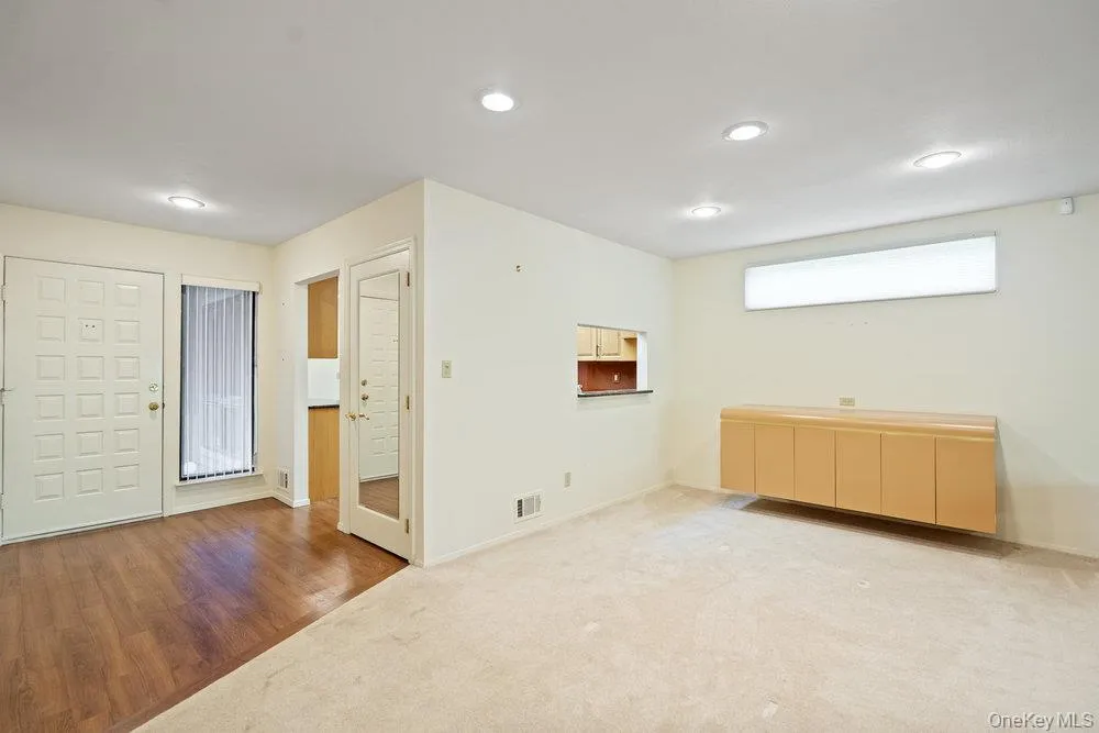 118 Estate Drive, Oyster Bay, NY, 3 Bedrooms Bedrooms, 5 Rooms Rooms,2 BathroomsBathrooms,Residential Sale,For Rent,Estate,0,998835 118 Estate Drive, Oyster Bay, NY, 3 Bedrooms Bedrooms, 5 Rooms Rooms,2 BathroomsBathrooms,Residential Sale,For Rent,Estate,0,998835