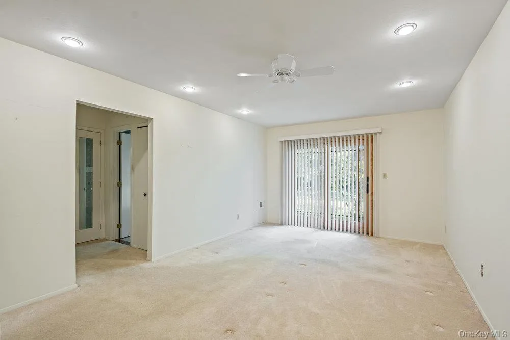 118 Estate Drive, Oyster Bay, NY, 3 Bedrooms Bedrooms, 5 Rooms Rooms,2 BathroomsBathrooms,Residential Sale,For Rent,Estate,0,998835 118 Estate Drive, Oyster Bay, NY, 3 Bedrooms Bedrooms, 5 Rooms Rooms,2 BathroomsBathrooms,Residential Sale,For Rent,Estate,0,998835
