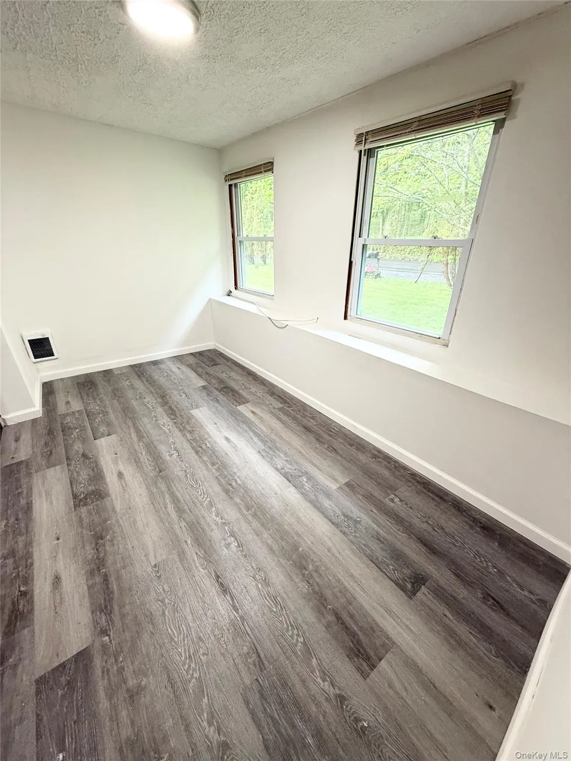 378 Old Route 55, Beekman, NY, 1 Bedroom Bedrooms, 3 Rooms Rooms,1 BathroomBathrooms,Residential Lease,For Rent,Old Route 55,0,998840 378 Old Route 55, Beekman, NY, 1 Bedroom Bedrooms, 3 Rooms Rooms,1 BathroomBathrooms,Residential Lease,For Rent,Old Route 55,0,998840