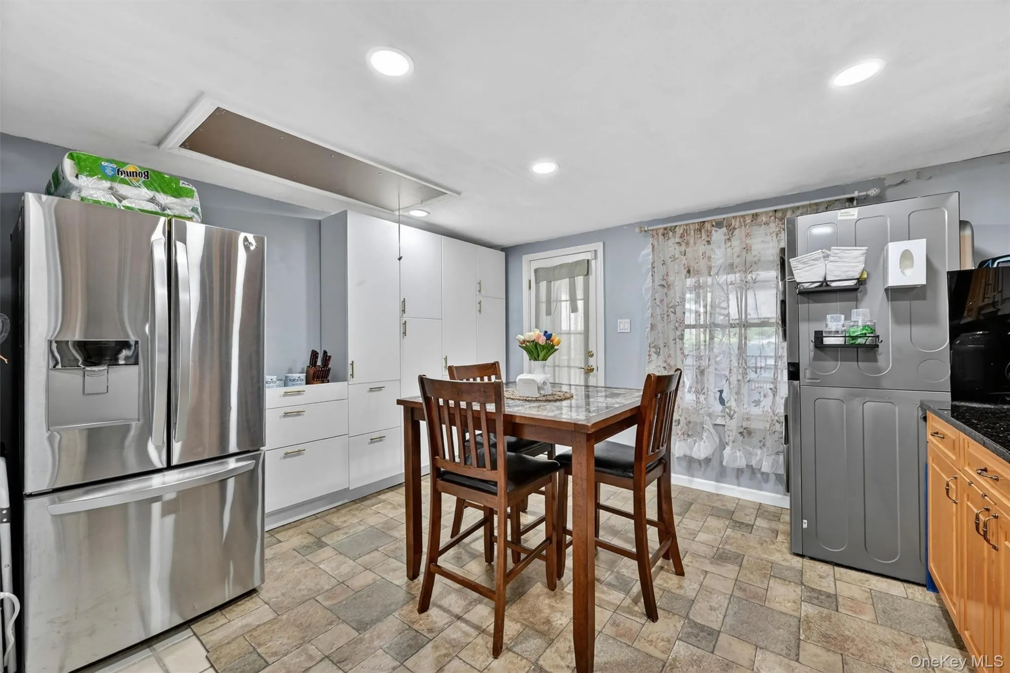 136 Railroad Avenue, Haverstraw, NY, 3 Bedrooms Bedrooms, 6 Rooms Rooms,1 BathroomBathrooms,Residential,For Rent,Railroad,0,998841 136 Railroad Avenue, Haverstraw, NY, 3 Bedrooms Bedrooms, 6 Rooms Rooms,1 BathroomBathrooms,Residential,For Rent,Railroad,0,998841