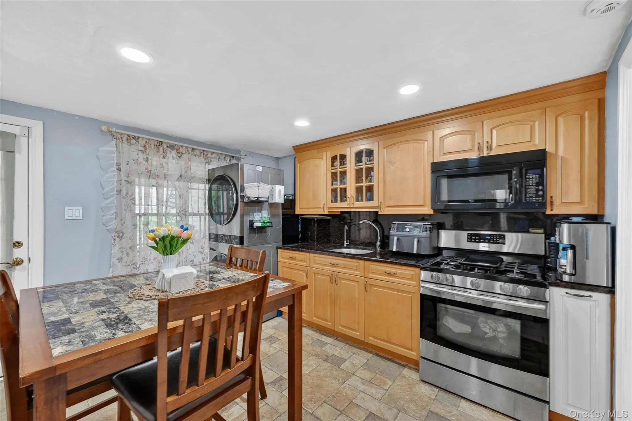 136 Railroad Avenue, Haverstraw, NY, 3 Bedrooms Bedrooms, 6 Rooms Rooms,1 BathroomBathrooms,Residential,For Rent,Railroad,0,998841 136 Railroad Avenue, Haverstraw, NY, 3 Bedrooms Bedrooms, 6 Rooms Rooms,1 BathroomBathrooms,Residential,For Rent,Railroad,0,998841