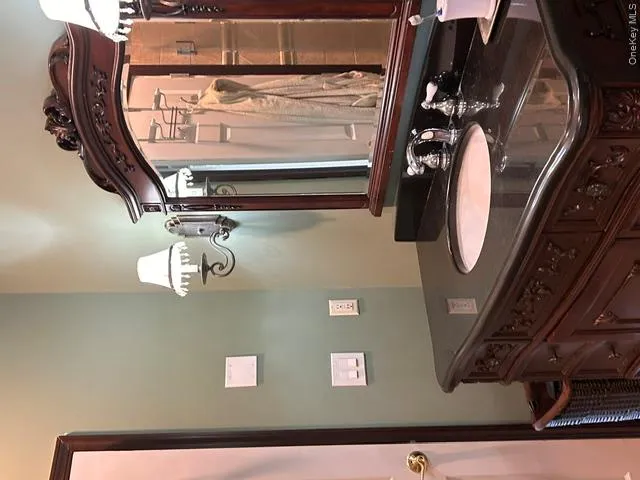4 Conservation Circus Road, Brookhaven, NY, 5 Bedrooms Bedrooms, 9 Rooms Rooms,2 BathroomsBathrooms,Residential,For Rent,Conservation Circus,0,998842 4 Conservation Circus Road, Brookhaven, NY, 5 Bedrooms Bedrooms, 9 Rooms Rooms,2 BathroomsBathrooms,Residential,For Rent,Conservation Circus,0,998842