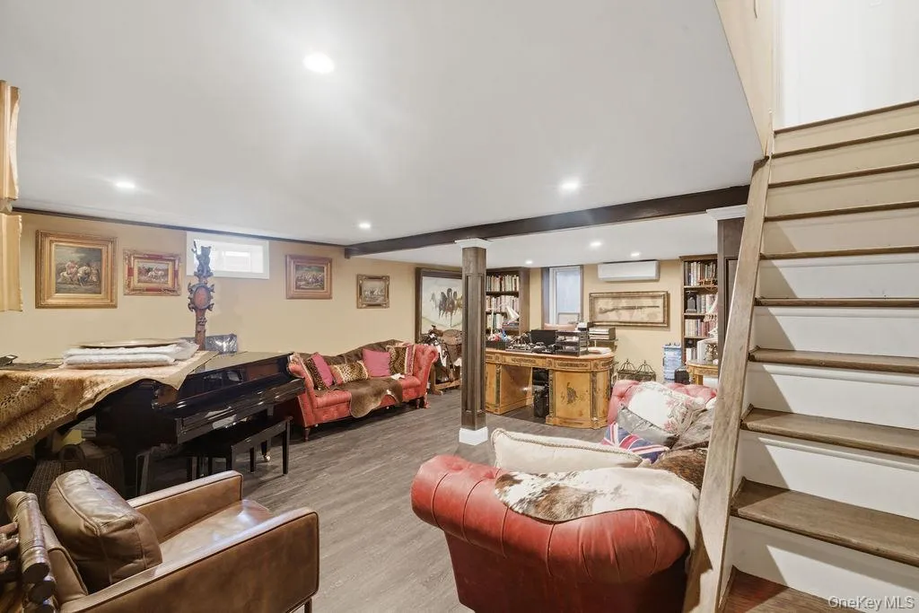 27 Seitz Drive, Oyster Bay, NY, 4 Bedrooms Bedrooms, 5 Rooms Rooms,2 BathroomsBathrooms,Residential,For Rent,Seitz,0,998844 27 Seitz Drive, Oyster Bay, NY, 4 Bedrooms Bedrooms, 5 Rooms Rooms,2 BathroomsBathrooms,Residential,For Rent,Seitz,0,998844