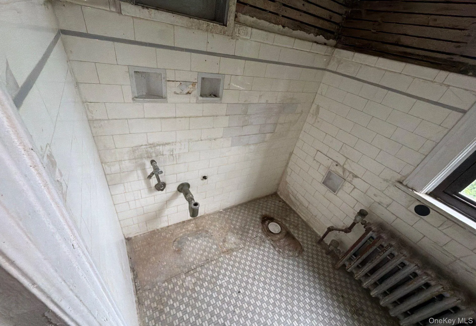53 Robinson Avenue, Glen Cove, NY, 4 Bedrooms Bedrooms, 8 Rooms Rooms,3 BathroomsBathrooms,Residential,For Rent,Robinson,0,998849 53 Robinson Avenue, Glen Cove, NY, 4 Bedrooms Bedrooms, 8 Rooms Rooms,3 BathroomsBathrooms,Residential,For Rent,Robinson,0,998849