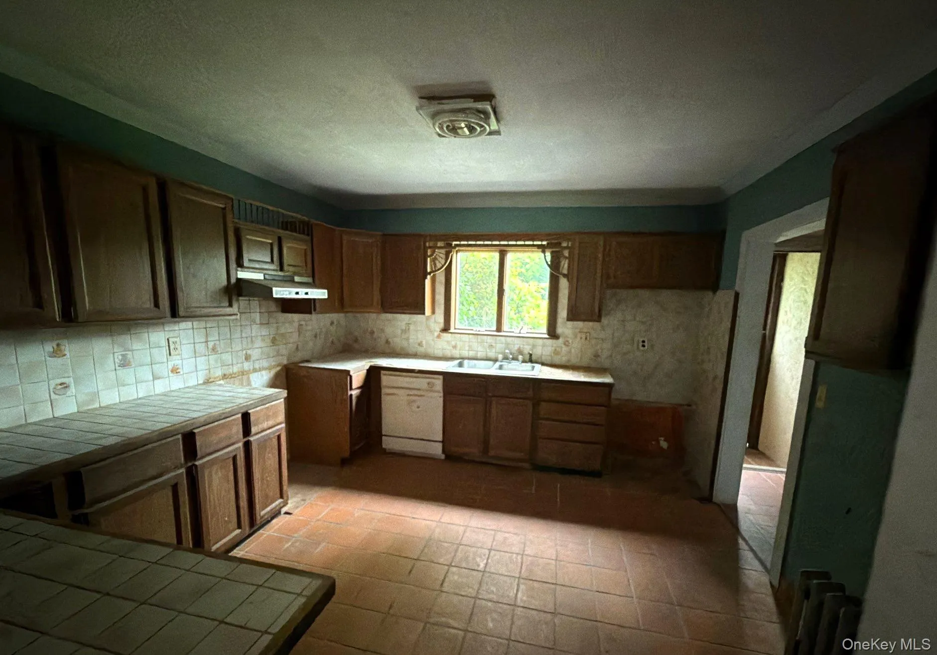 53 Robinson Avenue, Glen Cove, NY, 4 Bedrooms Bedrooms, 8 Rooms Rooms,3 BathroomsBathrooms,Residential,For Rent,Robinson,0,998849 53 Robinson Avenue, Glen Cove, NY, 4 Bedrooms Bedrooms, 8 Rooms Rooms,3 BathroomsBathrooms,Residential,For Rent,Robinson,0,998849
