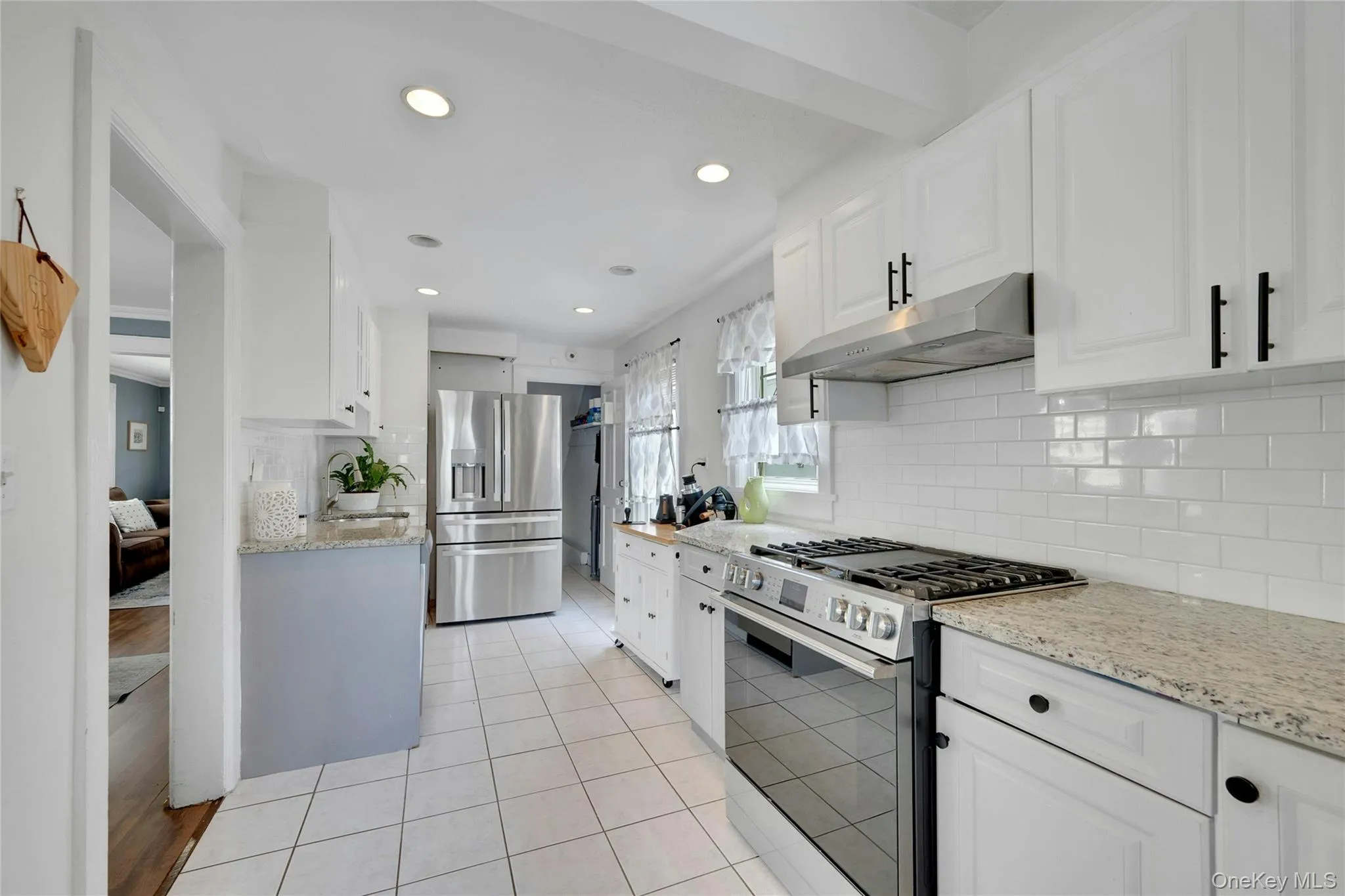 157 Columbia Avenue, Greenburgh, NY, 4 Bedrooms Bedrooms, 7 Rooms Rooms,2 BathroomsBathrooms,Residential Sale,For Rent,Columbia,0,998851 157 Columbia Avenue, Greenburgh, NY, 4 Bedrooms Bedrooms, 7 Rooms Rooms,2 BathroomsBathrooms,Residential Sale,For Rent,Columbia,0,998851