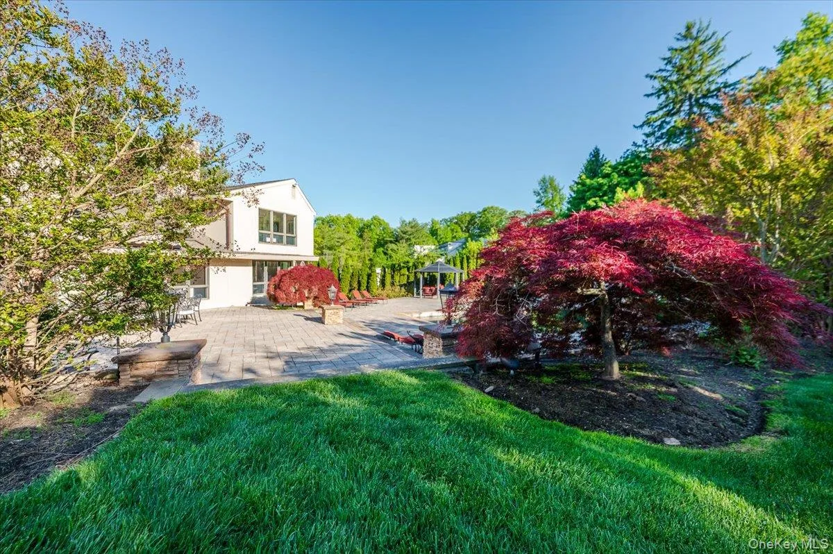 5 Twin Ponds Street, North Hempstead, NY, 7 Bedrooms Bedrooms, 12 Rooms Rooms,5 BathroomsBathrooms,Residential,For Rent,Twin Ponds,0,998857 5 Twin Ponds Street, North Hempstead, NY, 7 Bedrooms Bedrooms, 12 Rooms Rooms,5 BathroomsBathrooms,Residential,For Rent,Twin Ponds,0,998857
