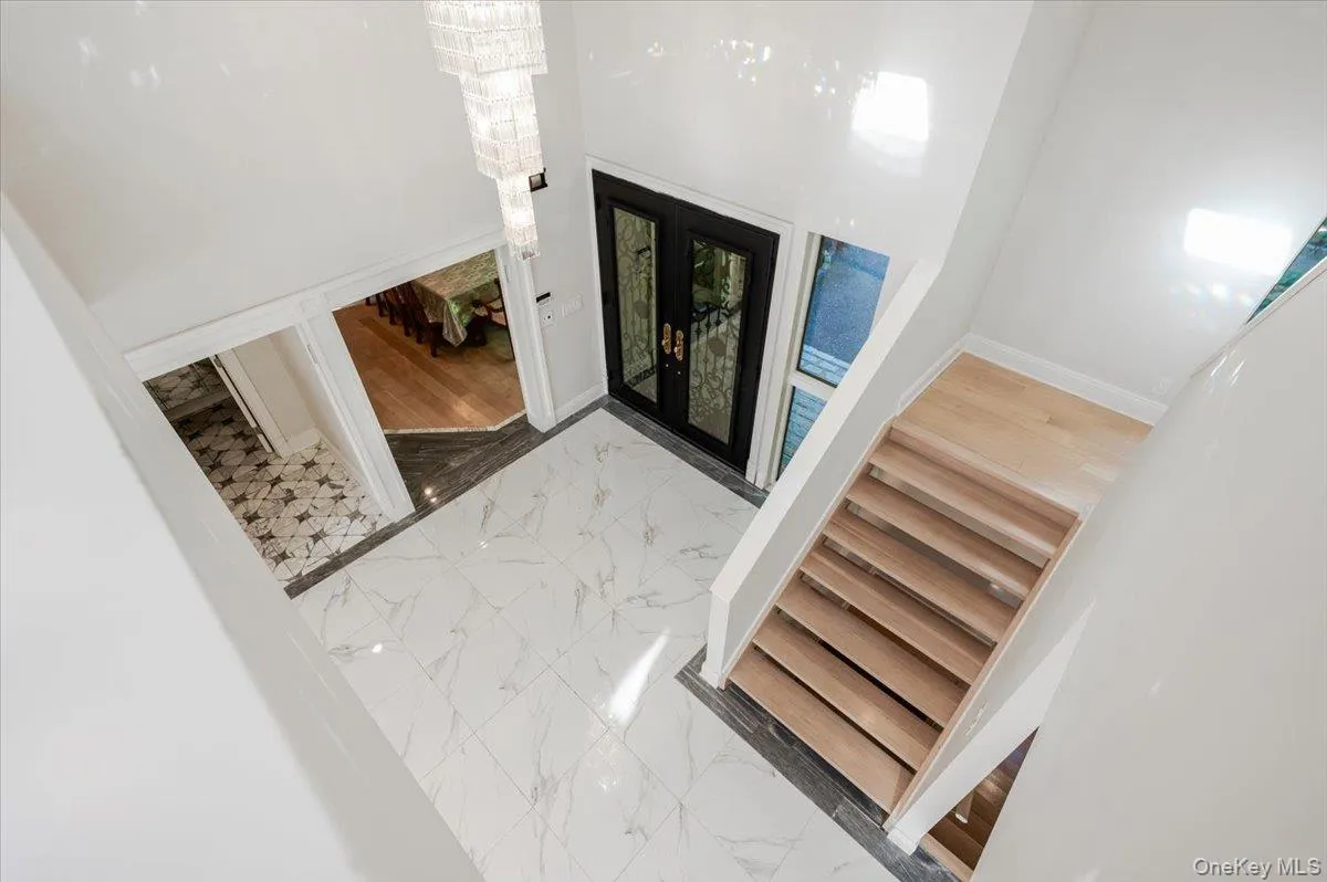 5 Twin Ponds Street, North Hempstead, NY, 7 Bedrooms Bedrooms, 12 Rooms Rooms,5 BathroomsBathrooms,Residential,For Rent,Twin Ponds,0,998857 5 Twin Ponds Street, North Hempstead, NY, 7 Bedrooms Bedrooms, 12 Rooms Rooms,5 BathroomsBathrooms,Residential,For Rent,Twin Ponds,0,998857