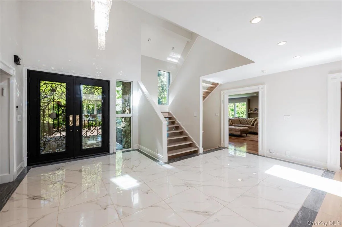 5 Twin Ponds Street, North Hempstead, NY, 7 Bedrooms Bedrooms, 12 Rooms Rooms,5 BathroomsBathrooms,Residential,For Rent,Twin Ponds,0,998857 5 Twin Ponds Street, North Hempstead, NY, 7 Bedrooms Bedrooms, 12 Rooms Rooms,5 BathroomsBathrooms,Residential,For Rent,Twin Ponds,0,998857