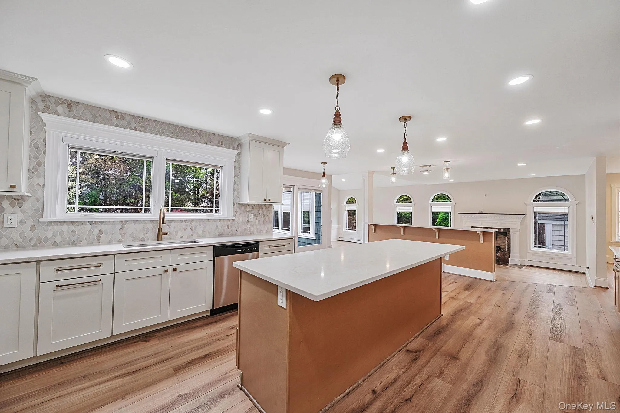 6 Robert Court, Brookhaven, NY, 4 Bedrooms Bedrooms, 10 Rooms Rooms,3 BathroomsBathrooms,Residential,For Rent,Robert,0,998861 6 Robert Court, Brookhaven, NY, 4 Bedrooms Bedrooms, 10 Rooms Rooms,3 BathroomsBathrooms,Residential,For Rent,Robert,0,998861