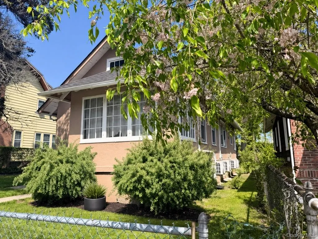 exterior exterior