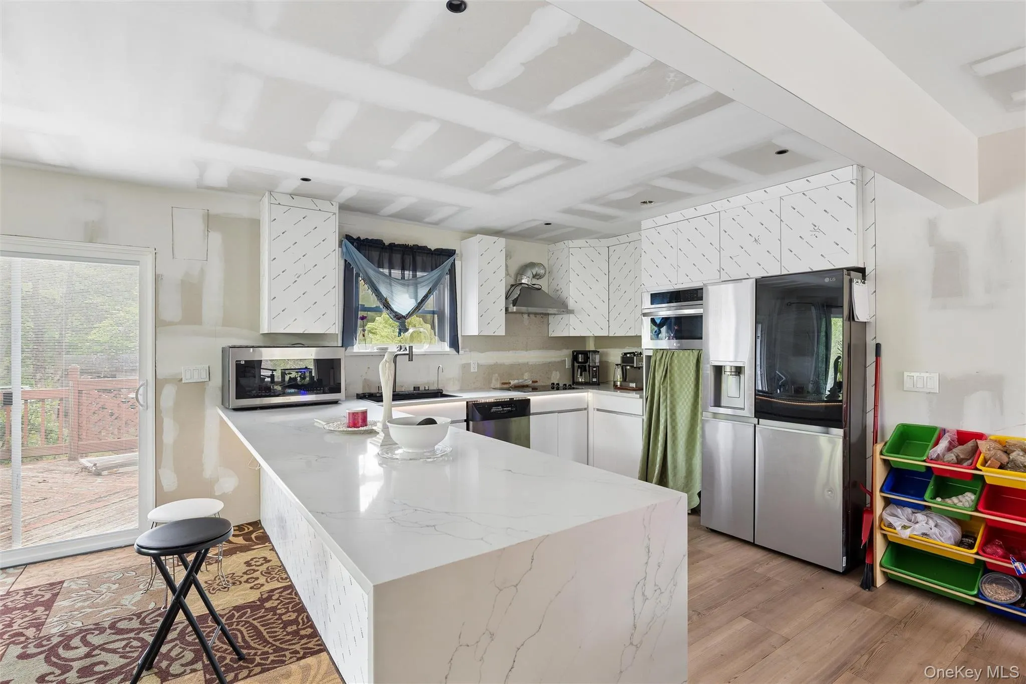64 Giant Oak Road, Brookhaven, NY, 5 Bedrooms Bedrooms, 10 Rooms Rooms,2 BathroomsBathrooms,Residential,For Rent,Giant Oak,0,998870 64 Giant Oak Road, Brookhaven, NY, 5 Bedrooms Bedrooms, 10 Rooms Rooms,2 BathroomsBathrooms,Residential,For Rent,Giant Oak,0,998870