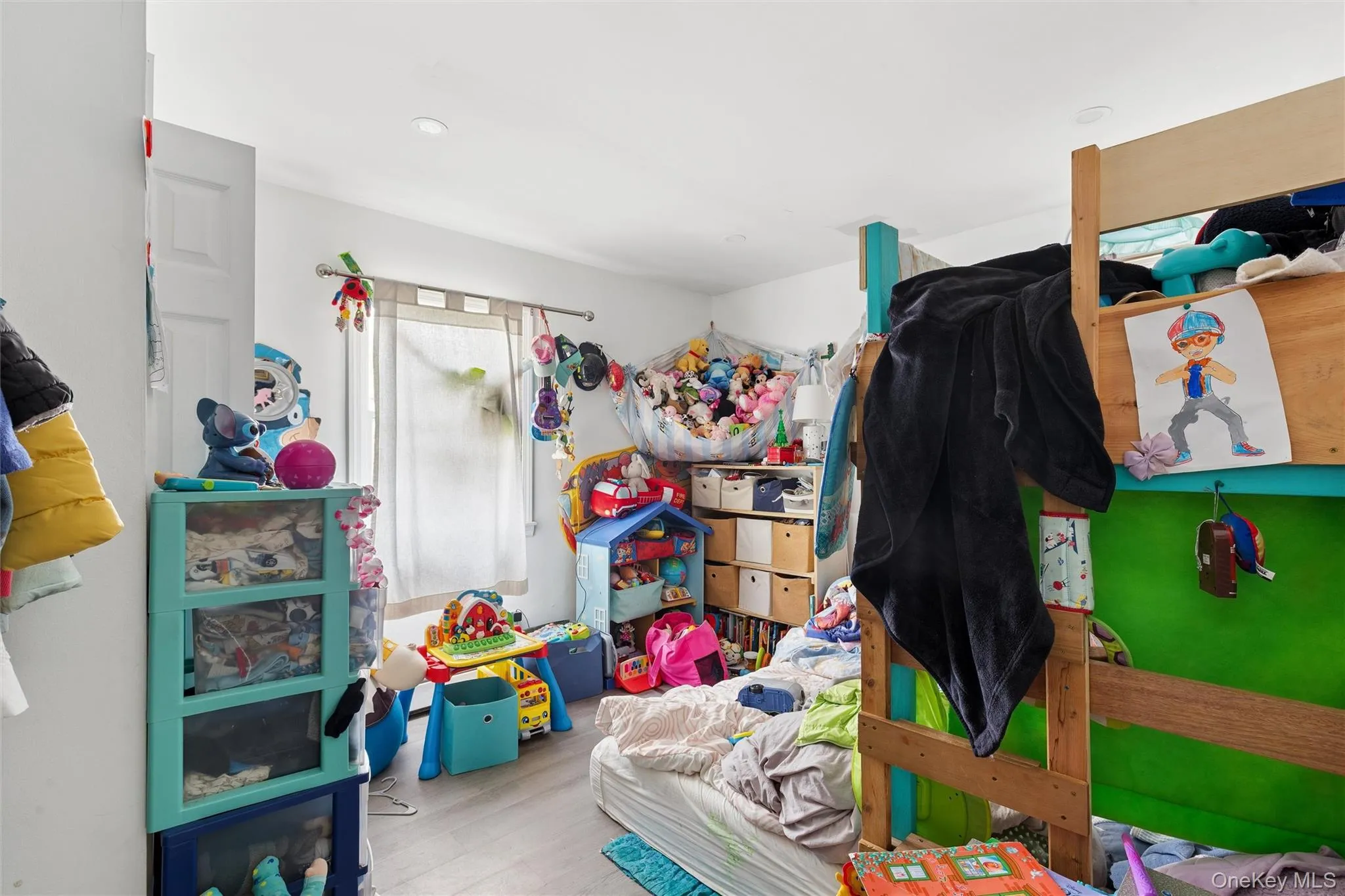 64 Giant Oak Road, Brookhaven, NY, 5 Bedrooms Bedrooms, 10 Rooms Rooms,2 BathroomsBathrooms,Residential,For Rent,Giant Oak,0,998870 64 Giant Oak Road, Brookhaven, NY, 5 Bedrooms Bedrooms, 10 Rooms Rooms,2 BathroomsBathrooms,Residential,For Rent,Giant Oak,0,998870