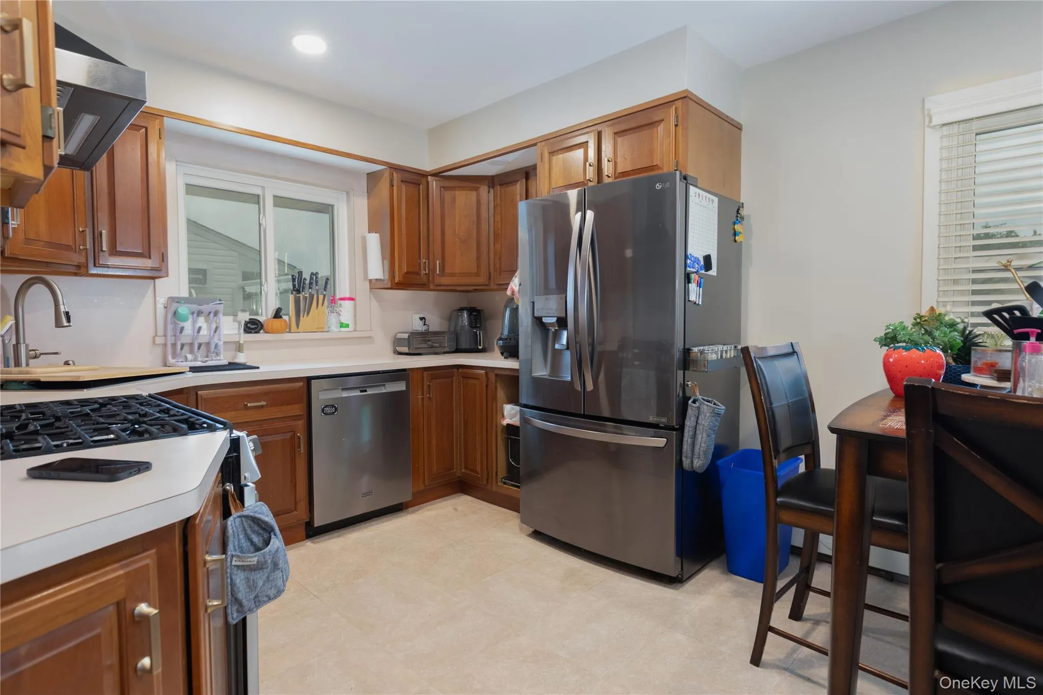 16 Buckner Avenue, Oyster Bay, NY, 3 Bedrooms Bedrooms, 5 Rooms Rooms,1 BathroomBathrooms,Residential,For Rent,Buckner,0,998872 16 Buckner Avenue, Oyster Bay, NY, 3 Bedrooms Bedrooms, 5 Rooms Rooms,1 BathroomBathrooms,Residential,For Rent,Buckner,0,998872