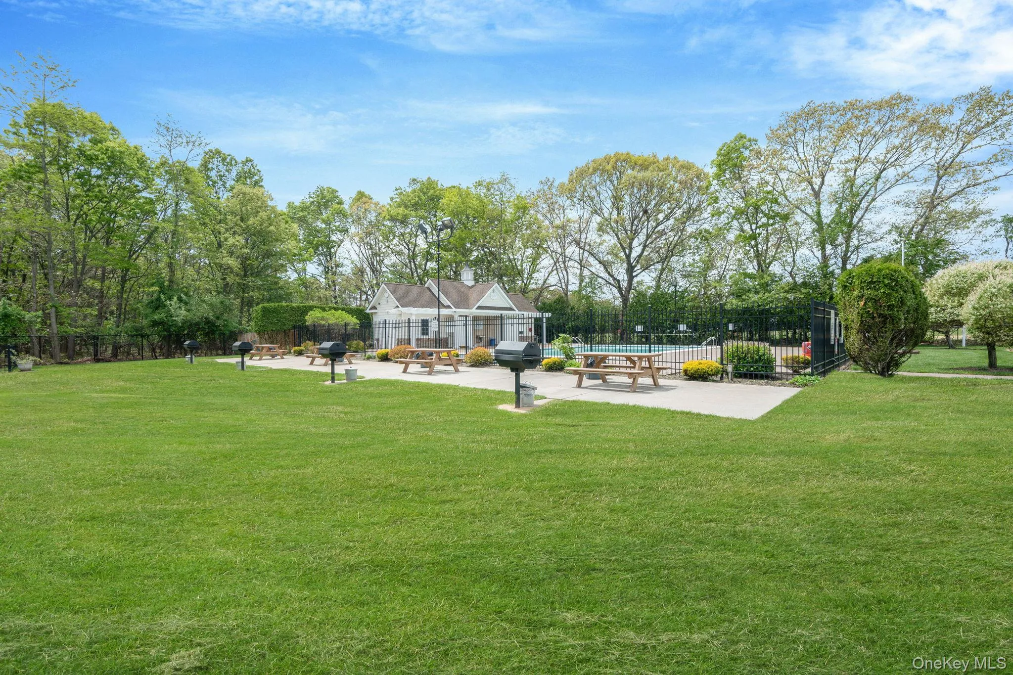 460 Old Town Road, Brookhaven, NY, 1 Bedroom Bedrooms, 3 Rooms Rooms,1 BathroomBathrooms,Residential,For Rent,Old Town,0,998874 460 Old Town Road, Brookhaven, NY, 1 Bedroom Bedrooms, 3 Rooms Rooms,1 BathroomBathrooms,Residential,For Rent,Old Town,0,998874