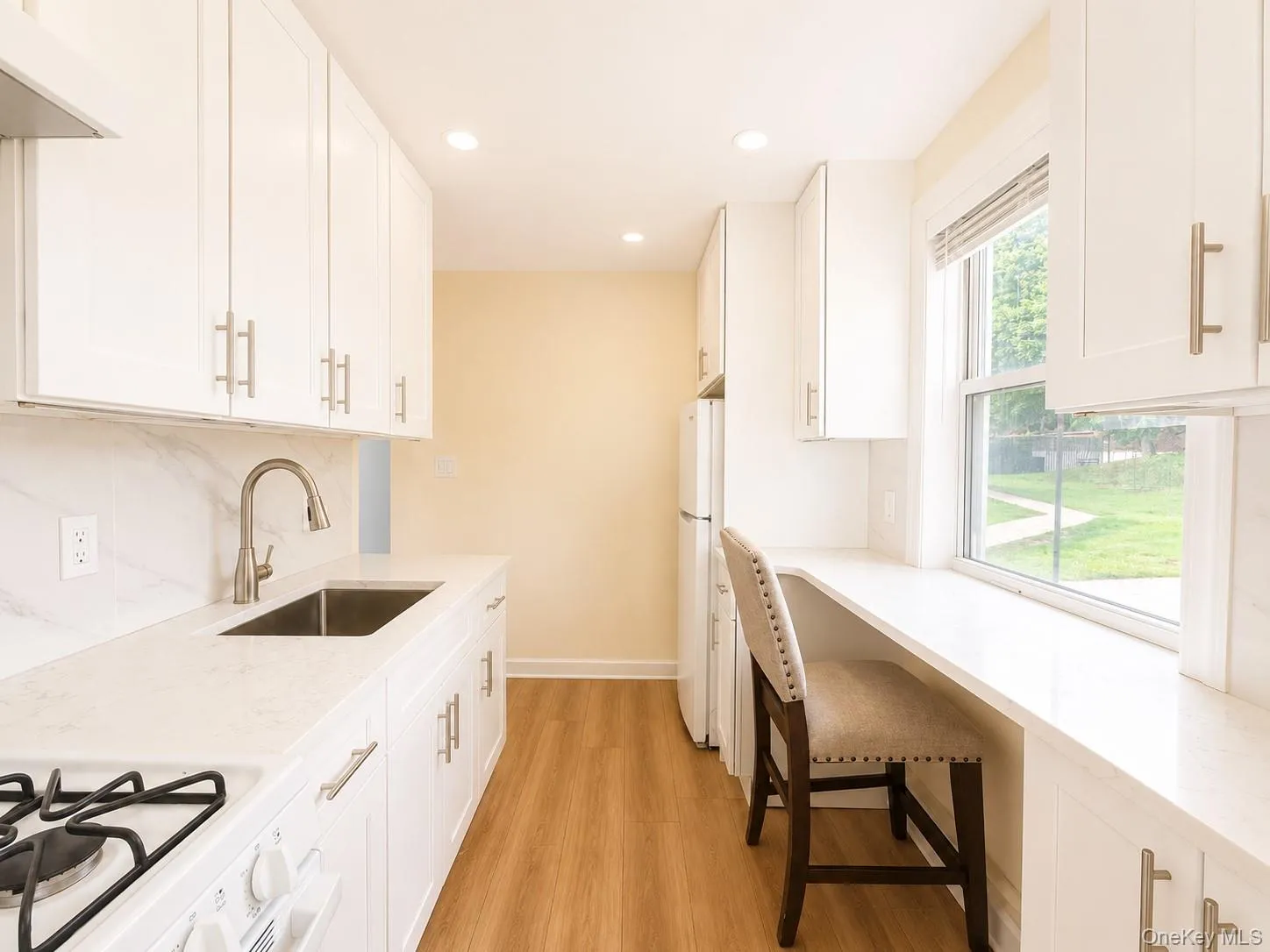 264-47A Langstone Avenue, New York, NY, 1 Bedroom Bedrooms, 4 Rooms Rooms,1 BathroomBathrooms,Residential Sale,For Rent,Langstone Avenue,0,998881 264-47A Langstone Avenue, New York, NY, 1 Bedroom Bedrooms, 4 Rooms Rooms,1 BathroomBathrooms,Residential Sale,For Rent,Langstone Avenue,0,998881