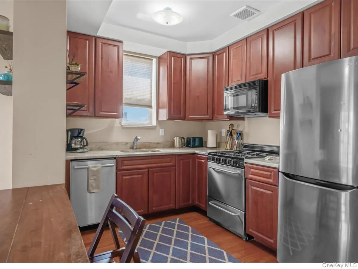 2525 Newtown Avenue, New York, NY, 1 Bedroom Bedrooms, 3 Rooms Rooms,1 BathroomBathrooms,Residential,For Rent,Newtown,0,998883 2525 Newtown Avenue, New York, NY, 1 Bedroom Bedrooms, 3 Rooms Rooms,1 BathroomBathrooms,Residential,For Rent,Newtown,0,998883