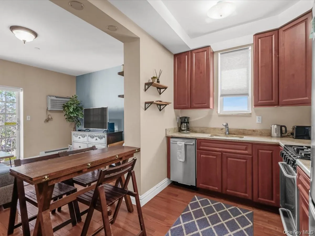 2525 Newtown Avenue, New York, NY, 1 Bedroom Bedrooms, 3 Rooms Rooms,1 BathroomBathrooms,Residential,For Rent,Newtown,0,998883 2525 Newtown Avenue, New York, NY, 1 Bedroom Bedrooms, 3 Rooms Rooms,1 BathroomBathrooms,Residential,For Rent,Newtown,0,998883