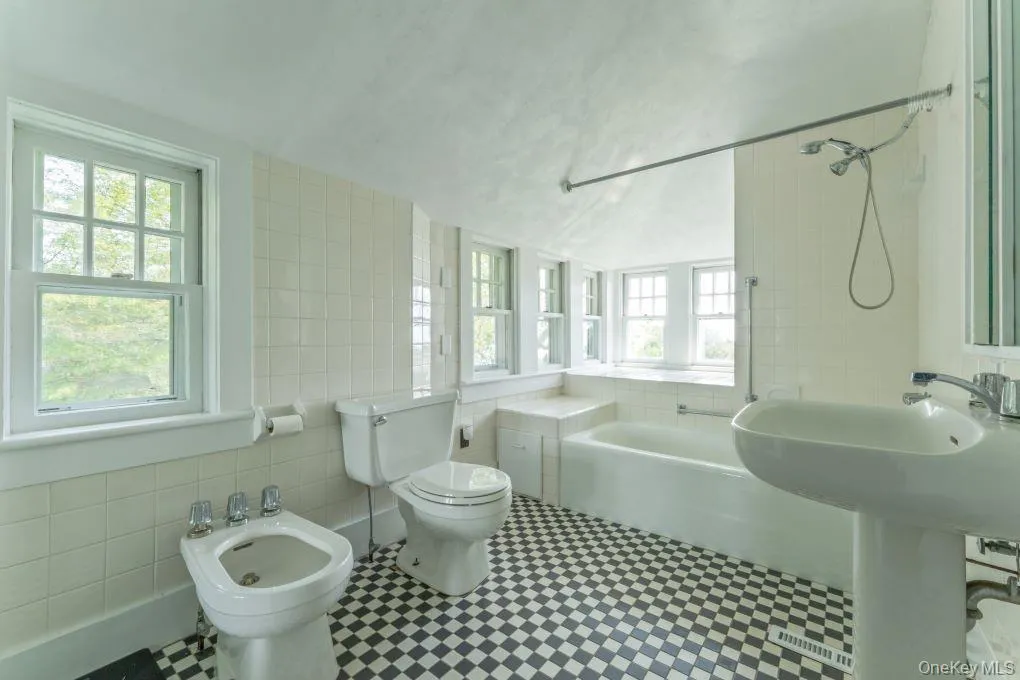 220 Vista Maria Road, Wawarsing, NY, 5 Bedrooms Bedrooms, 10 Rooms Rooms,2 BathroomsBathrooms,Residential Sale,For Rent,Vista Maria,0,998888 220 Vista Maria Road, Wawarsing, NY, 5 Bedrooms Bedrooms, 10 Rooms Rooms,2 BathroomsBathrooms,Residential Sale,For Rent,Vista Maria,0,998888