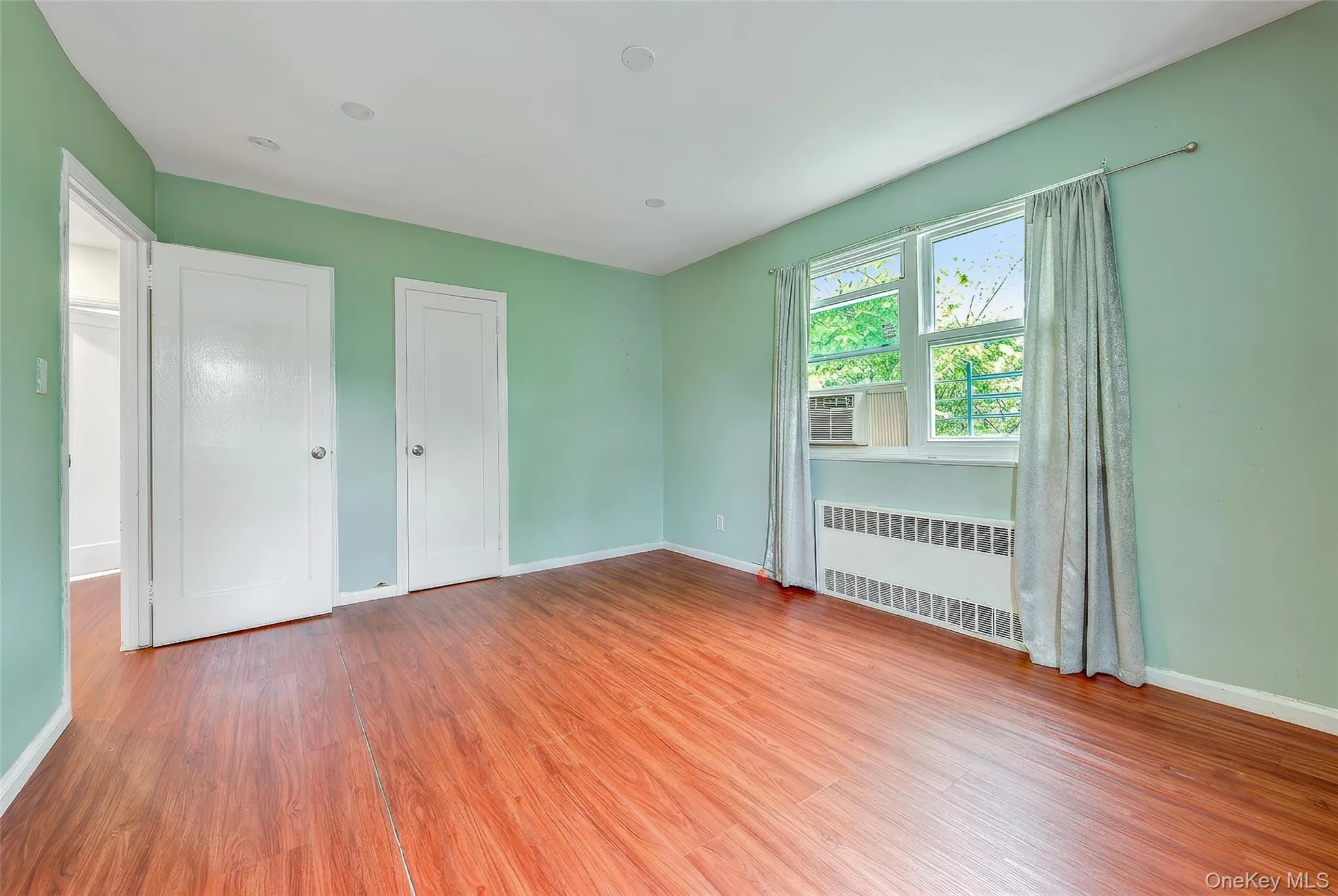 164-38 76th Road, New York, NY, 3 Bedrooms Bedrooms, 6 Rooms Rooms,2 BathroomsBathrooms,Residential,For Rent,76th,0,998900 164-38 76th Road, New York, NY, 3 Bedrooms Bedrooms, 6 Rooms Rooms,2 BathroomsBathrooms,Residential,For Rent,76th,0,998900