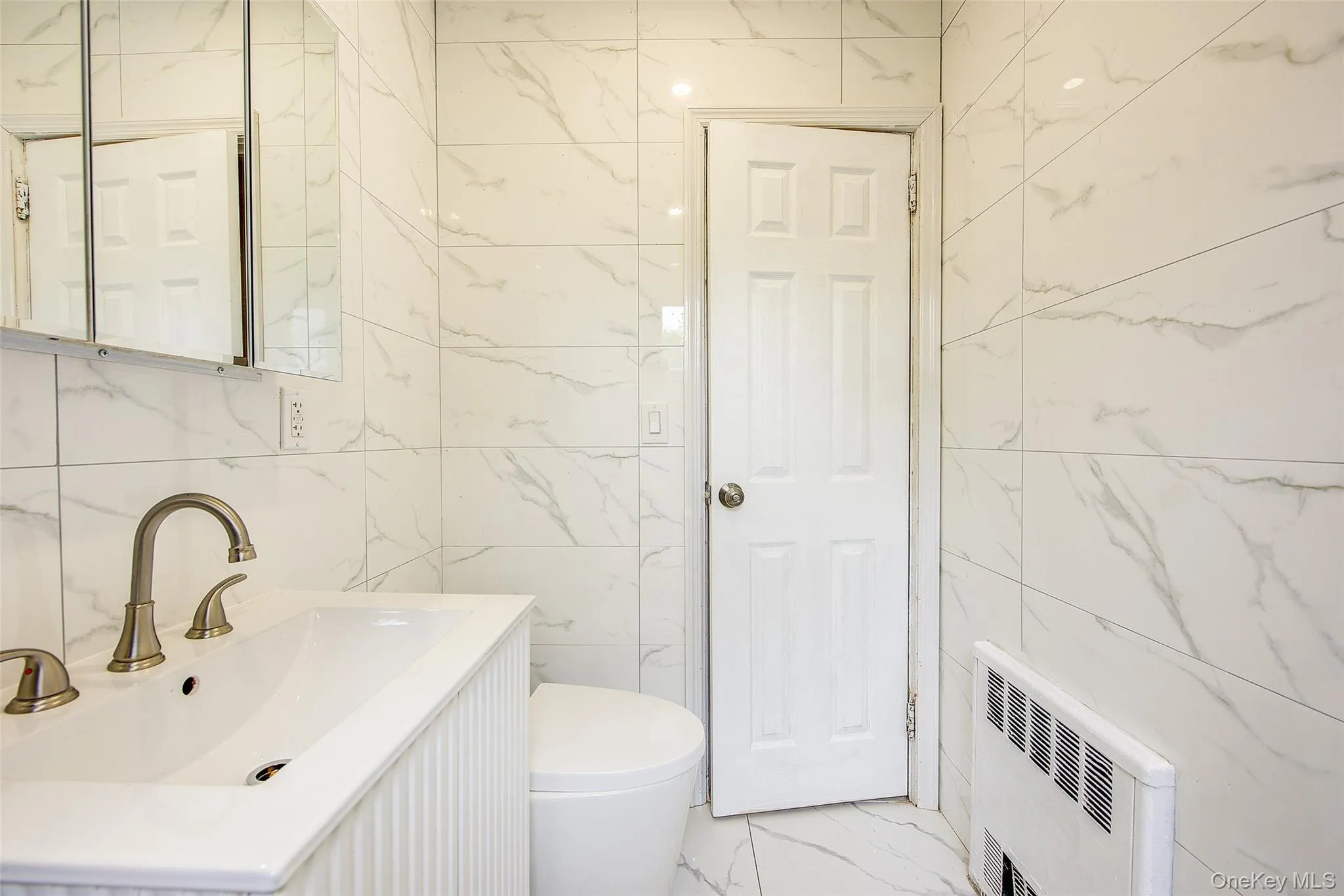 164-38 76th Road, New York, NY, 3 Bedrooms Bedrooms, 6 Rooms Rooms,2 BathroomsBathrooms,Residential,For Rent,76th,0,998900 164-38 76th Road, New York, NY, 3 Bedrooms Bedrooms, 6 Rooms Rooms,2 BathroomsBathrooms,Residential,For Rent,76th,0,998900