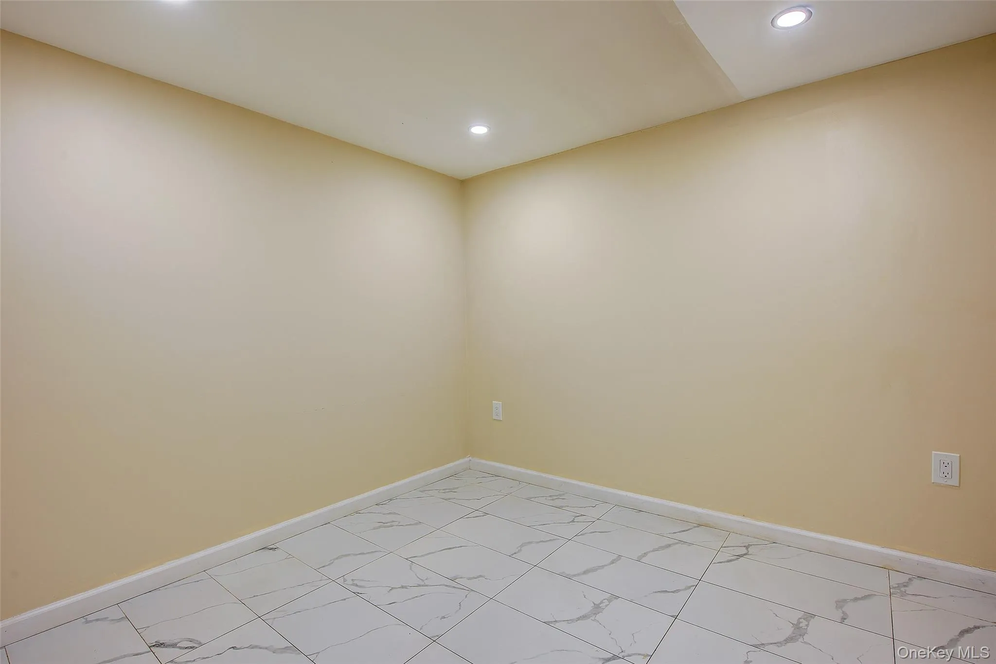 164-38 76th Road, New York, NY, 3 Bedrooms Bedrooms, 6 Rooms Rooms,2 BathroomsBathrooms,Residential,For Rent,76th,0,998900 164-38 76th Road, New York, NY, 3 Bedrooms Bedrooms, 6 Rooms Rooms,2 BathroomsBathrooms,Residential,For Rent,76th,0,998900