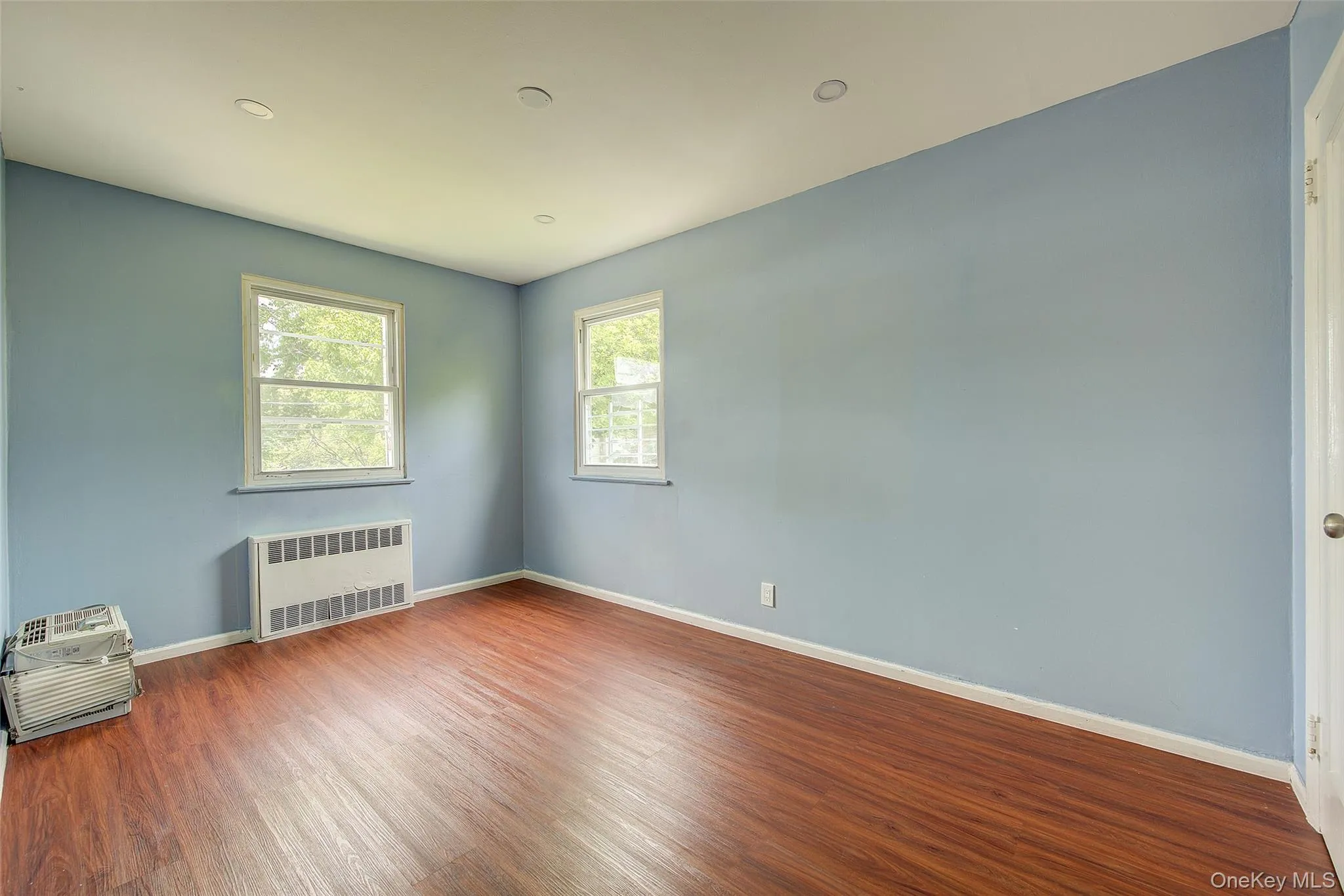 164-38 76th Road, New York, NY, 3 Bedrooms Bedrooms, 6 Rooms Rooms,2 BathroomsBathrooms,Residential,For Rent,76th,0,998900 164-38 76th Road, New York, NY, 3 Bedrooms Bedrooms, 6 Rooms Rooms,2 BathroomsBathrooms,Residential,For Rent,76th,0,998900