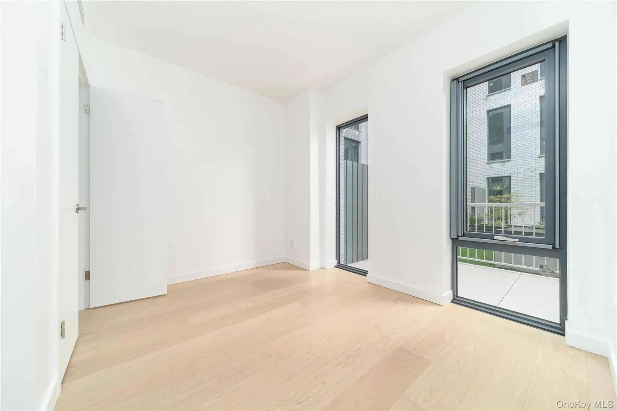 3005 Vernon Boulevard, New York, NY, 1 Bedroom Bedrooms, 3 Rooms Rooms,1 BathroomBathrooms,Residential Lease,For Rent,Vernon,0,998902 3005 Vernon Boulevard, New York, NY, 1 Bedroom Bedrooms, 3 Rooms Rooms,1 BathroomBathrooms,Residential Lease,For Rent,Vernon,0,998902