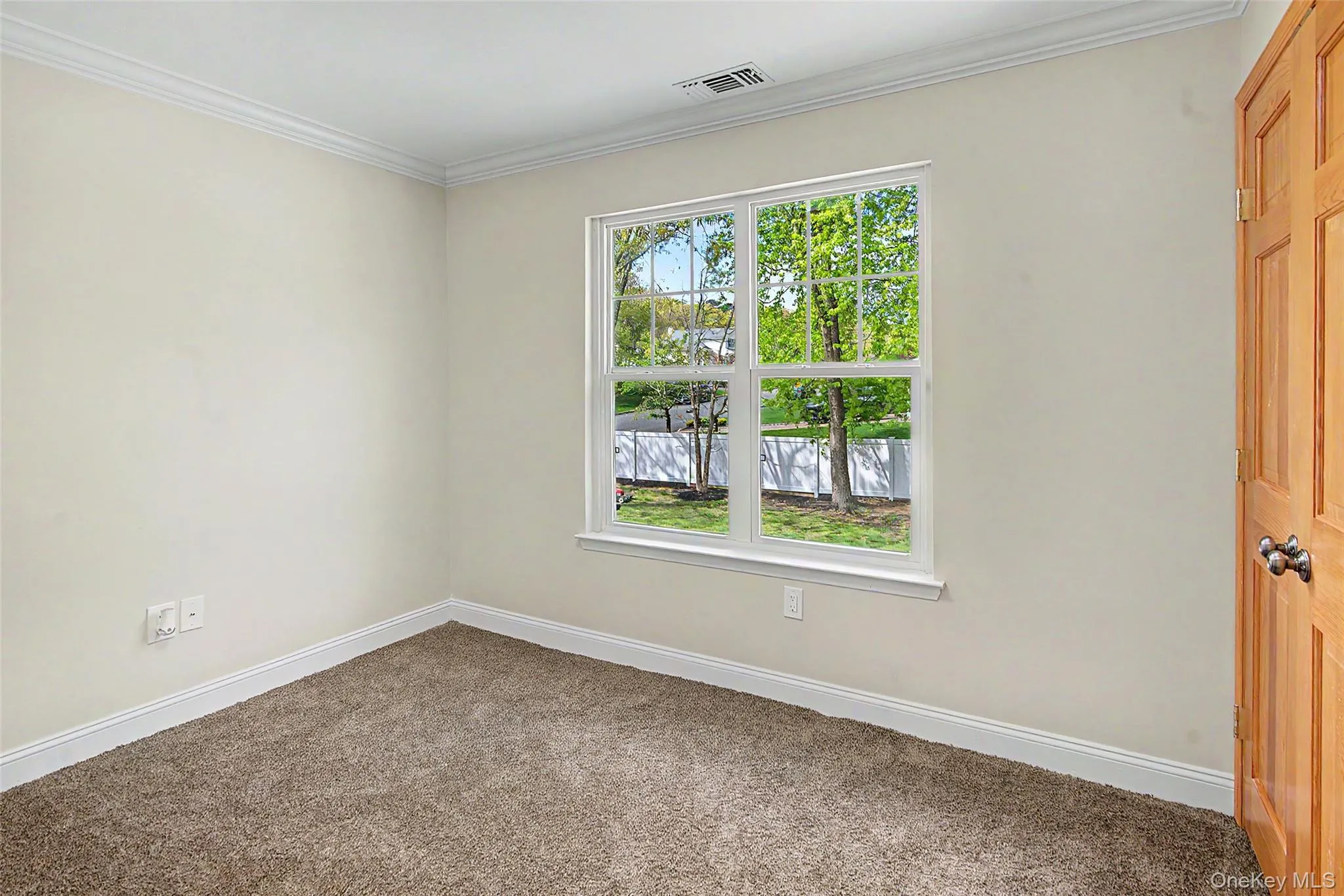 6 Lyons Lane, Brookhaven, NY, 4 Bedrooms Bedrooms, 7 Rooms Rooms,2 BathroomsBathrooms,Residential,For Rent,Lyons,0,998904 6 Lyons Lane, Brookhaven, NY, 4 Bedrooms Bedrooms, 7 Rooms Rooms,2 BathroomsBathrooms,Residential,For Rent,Lyons,0,998904