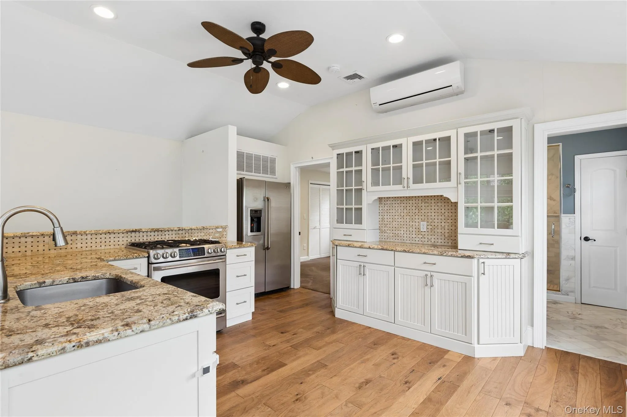 760-762 Old Dock Road, Smithtown, NY, 4 Bedrooms Bedrooms, 10 Rooms Rooms,2 BathroomsBathrooms,Residential Sale,For Rent,Old Dock,0,998905 760-762 Old Dock Road, Smithtown, NY, 4 Bedrooms Bedrooms, 10 Rooms Rooms,2 BathroomsBathrooms,Residential Sale,For Rent,Old Dock,0,998905