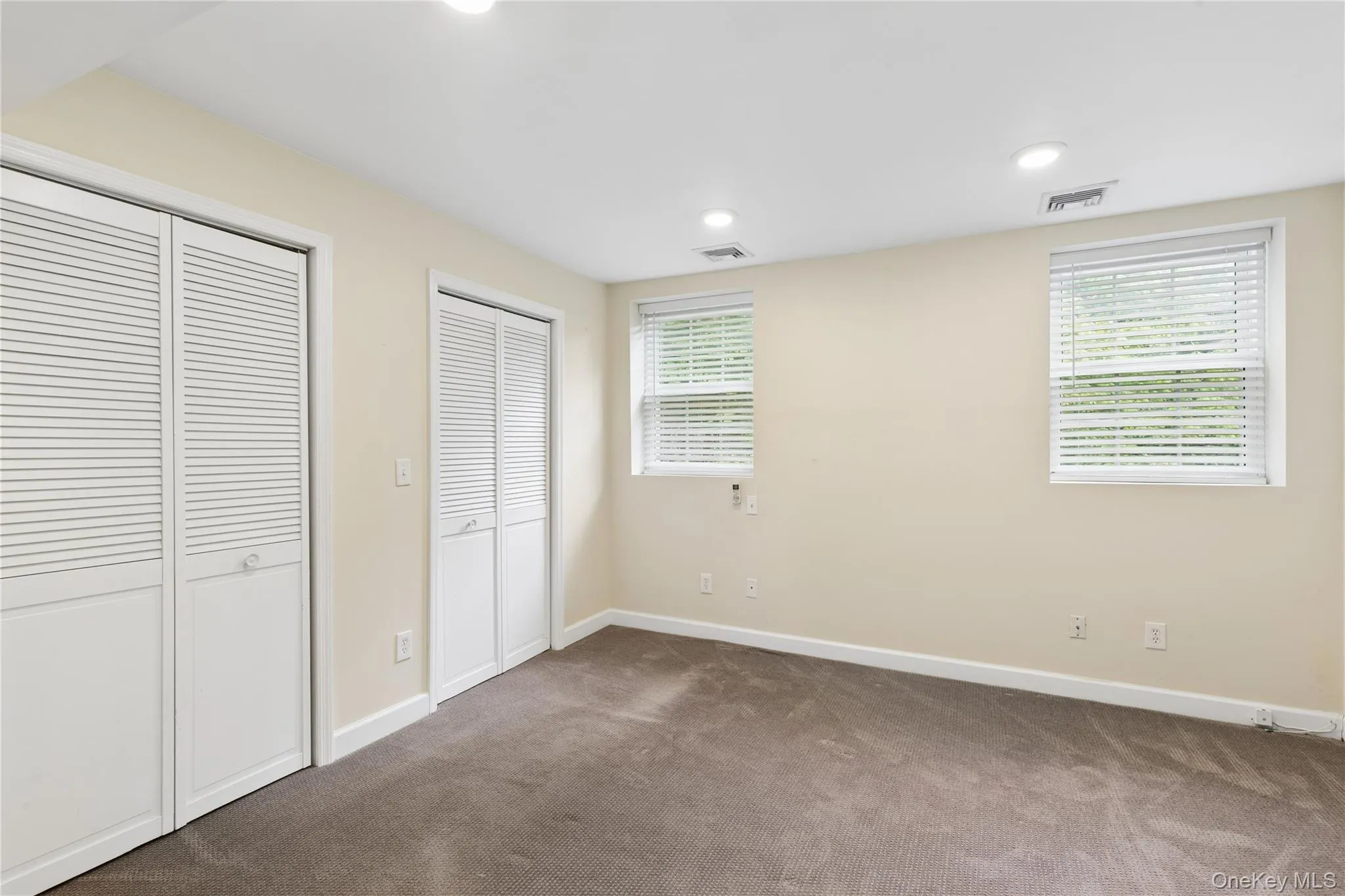 760-762 Old Dock Road, Smithtown, NY, 4 Bedrooms Bedrooms, 10 Rooms Rooms,2 BathroomsBathrooms,Residential Sale,For Rent,Old Dock,0,998905 760-762 Old Dock Road, Smithtown, NY, 4 Bedrooms Bedrooms, 10 Rooms Rooms,2 BathroomsBathrooms,Residential Sale,For Rent,Old Dock,0,998905