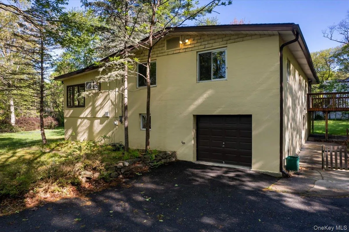 140 Camp Hill Road, Haverstraw, NY, 5 Bedrooms Bedrooms, 11 Rooms Rooms,3 BathroomsBathrooms,Residential Sale,For Rent,Camp Hill,0,998914 140 Camp Hill Road, Haverstraw, NY, 5 Bedrooms Bedrooms, 11 Rooms Rooms,3 BathroomsBathrooms,Residential Sale,For Rent,Camp Hill,0,998914