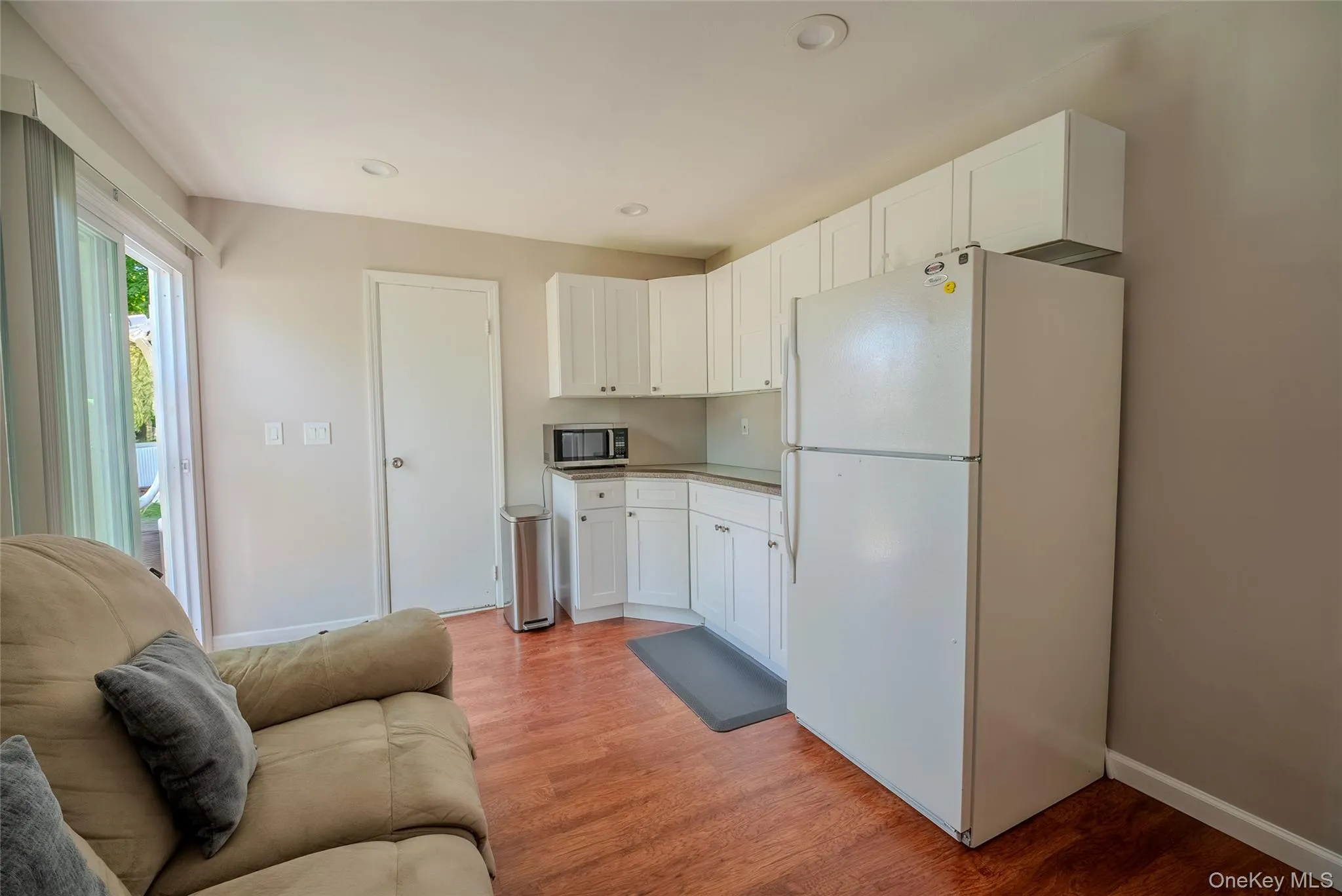 75 Park Avenue, Islip, NY, 4 Bedrooms Bedrooms, 10 Rooms Rooms,2 BathroomsBathrooms,Residential,For Rent,Park,0,998915 75 Park Avenue, Islip, NY, 4 Bedrooms Bedrooms, 10 Rooms Rooms,2 BathroomsBathrooms,Residential,For Rent,Park,0,998915