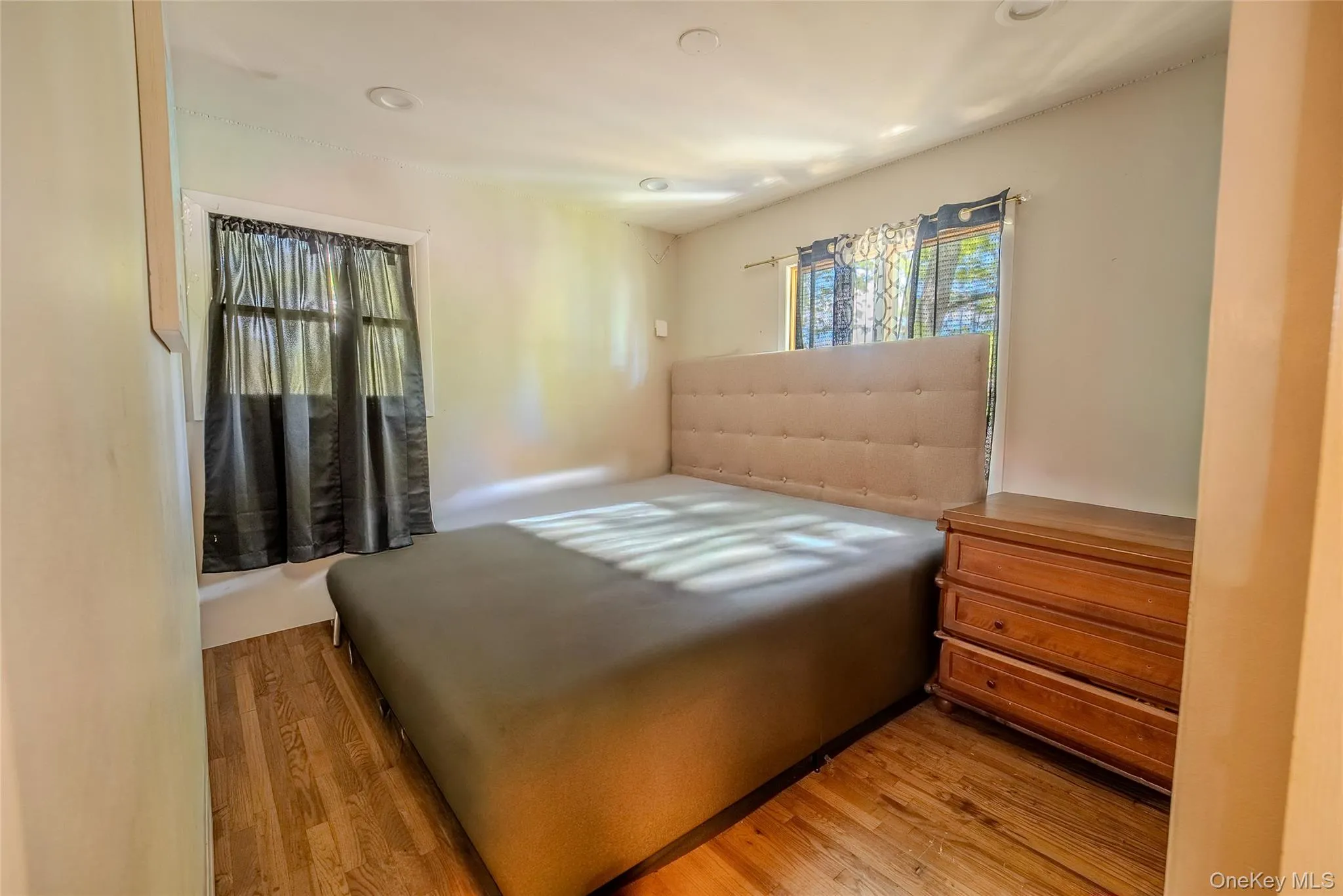 75 Park Avenue, Islip, NY, 4 Bedrooms Bedrooms, 10 Rooms Rooms,2 BathroomsBathrooms,Residential,For Rent,Park,0,998915 75 Park Avenue, Islip, NY, 4 Bedrooms Bedrooms, 10 Rooms Rooms,2 BathroomsBathrooms,Residential,For Rent,Park,0,998915