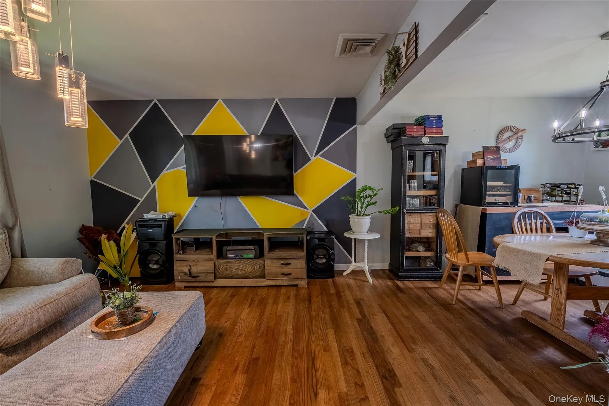 75 Park Avenue, Islip, NY, 4 Bedrooms Bedrooms, 10 Rooms Rooms,2 BathroomsBathrooms,Residential,For Rent,Park,0,998915 75 Park Avenue, Islip, NY, 4 Bedrooms Bedrooms, 10 Rooms Rooms,2 BathroomsBathrooms,Residential,For Rent,Park,0,998915