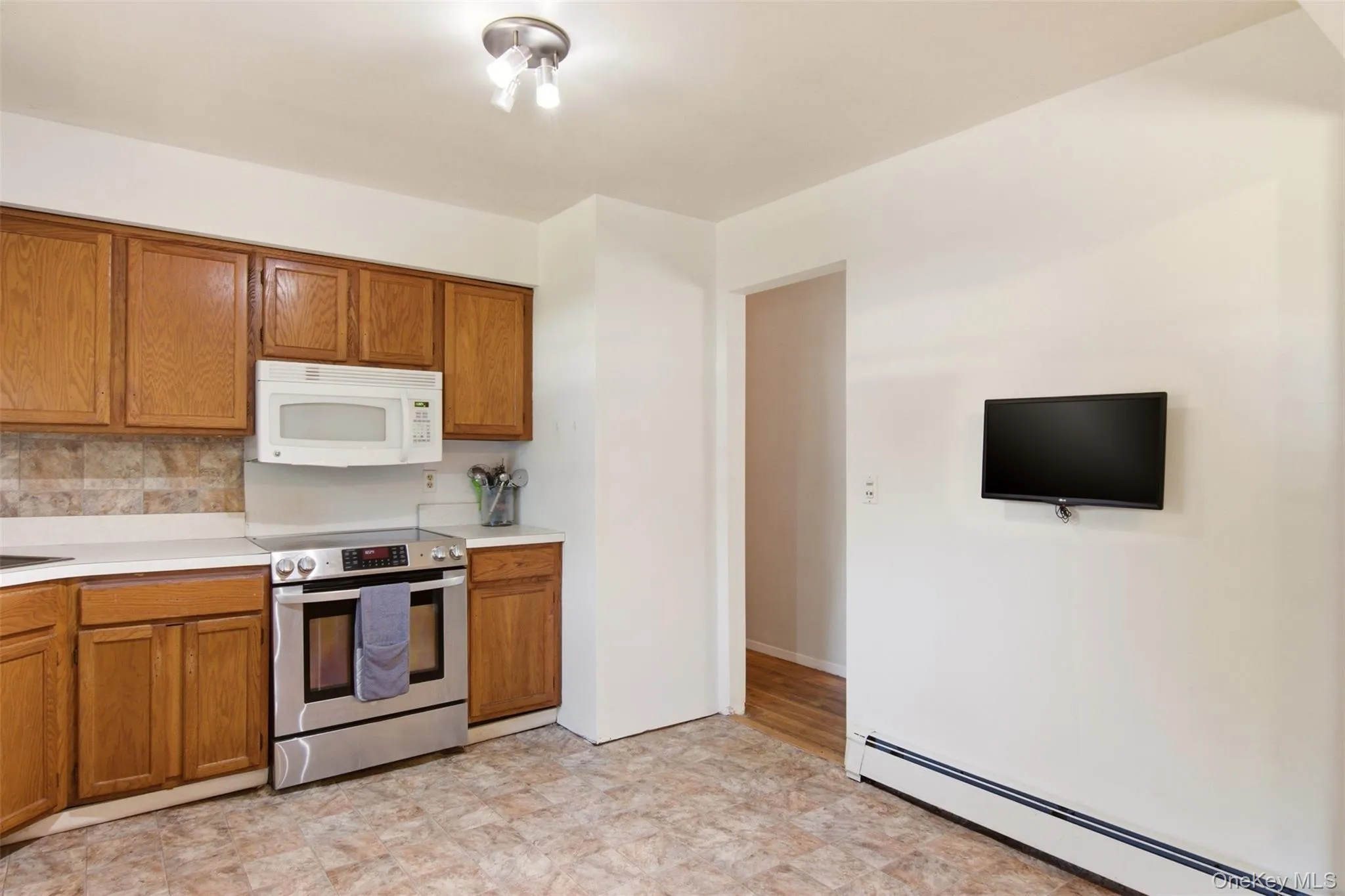 159 Canal Road, Brookhaven, NY, 2 Bedrooms Bedrooms, 6 Rooms Rooms,2 BathroomsBathrooms,Residential,For Rent,Canal,0,998918 159 Canal Road, Brookhaven, NY, 2 Bedrooms Bedrooms, 6 Rooms Rooms,2 BathroomsBathrooms,Residential,For Rent,Canal,0,998918