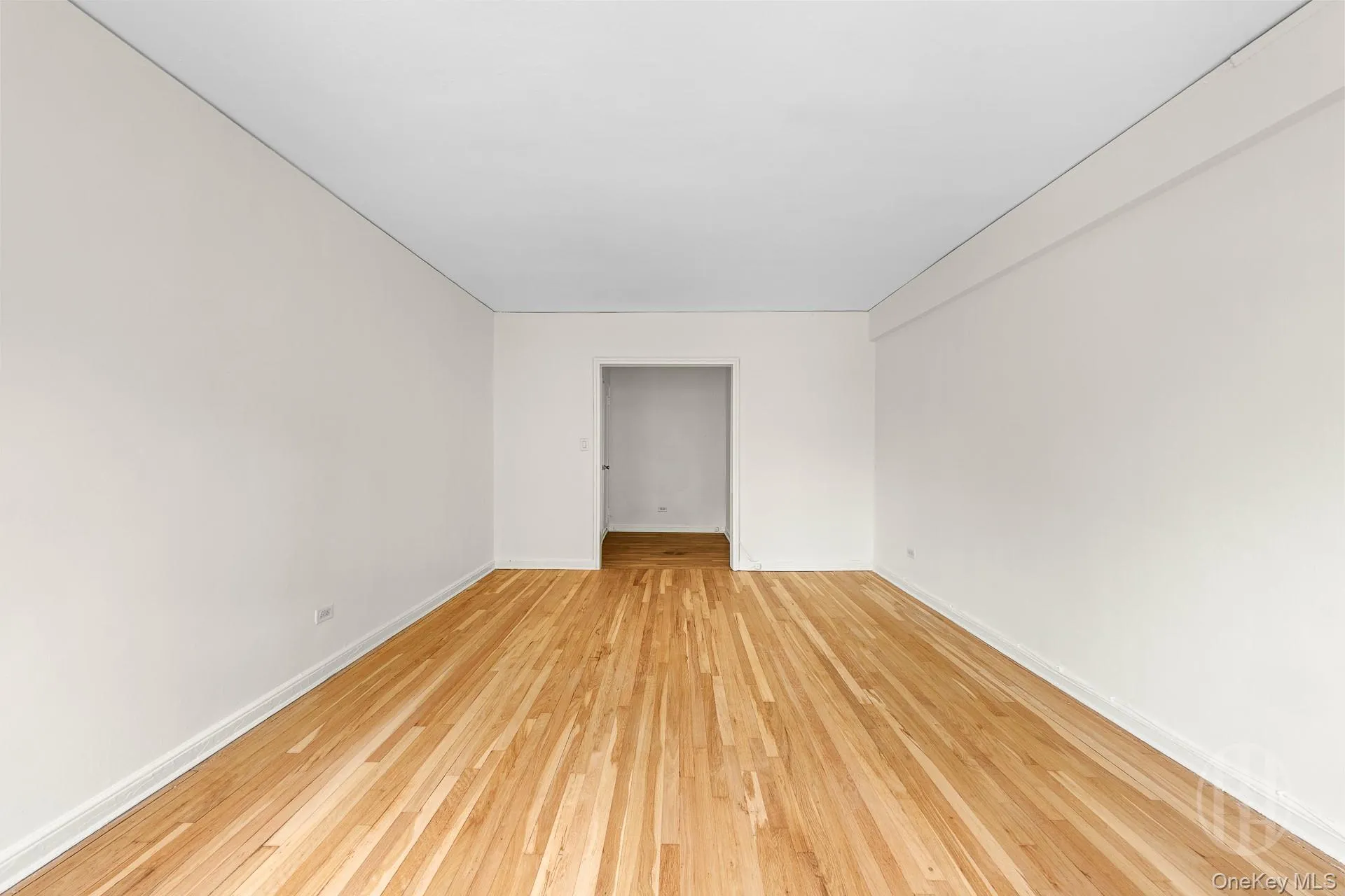 141-27 79th Avenue, New York, NY, 1 Bedroom Bedrooms, 4 Rooms Rooms,1 BathroomBathrooms,Residential Sale,For Rent,79th,0,998919 141-27 79th Avenue, New York, NY, 1 Bedroom Bedrooms, 4 Rooms Rooms,1 BathroomBathrooms,Residential Sale,For Rent,79th,0,998919